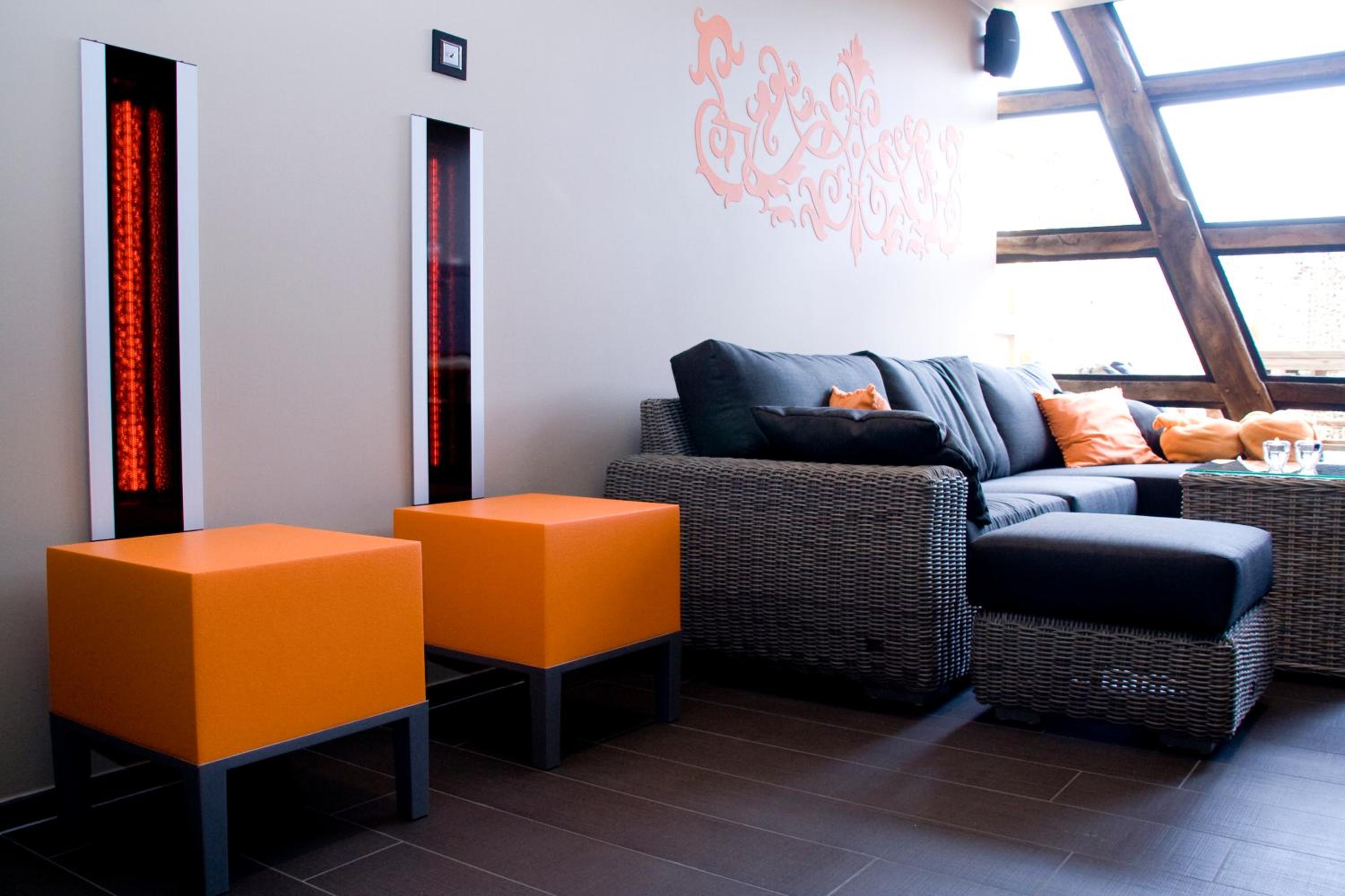 Welldone Resort / Cozy Wine