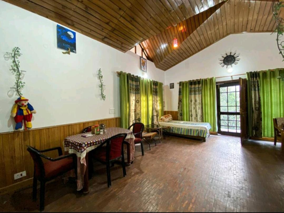 Woods Luxury Homestay