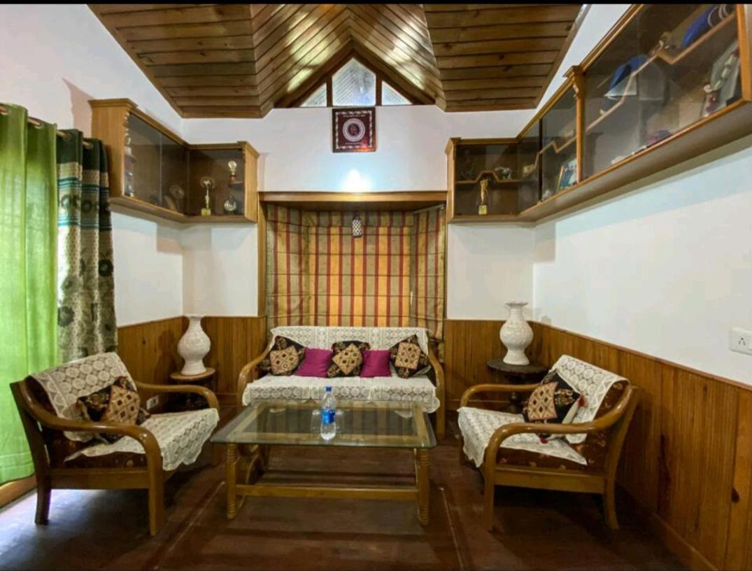 Woods Luxury Homestay