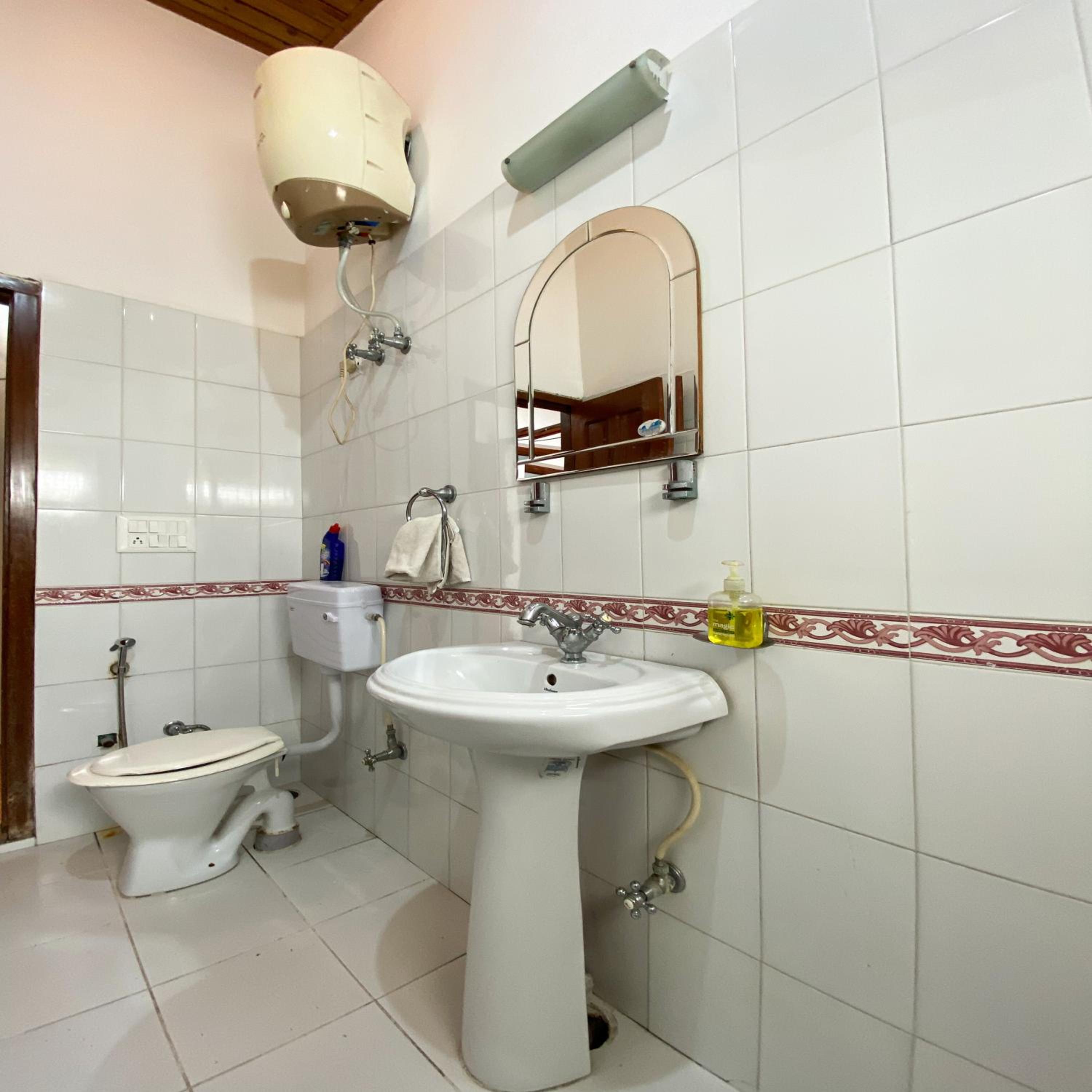 Woods Luxury Homestay