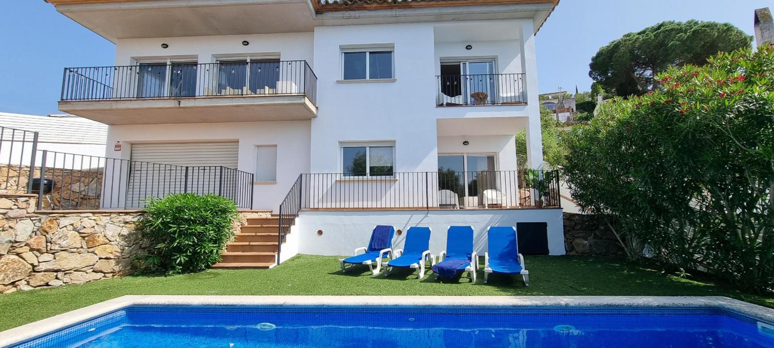 Casa Loto view 3