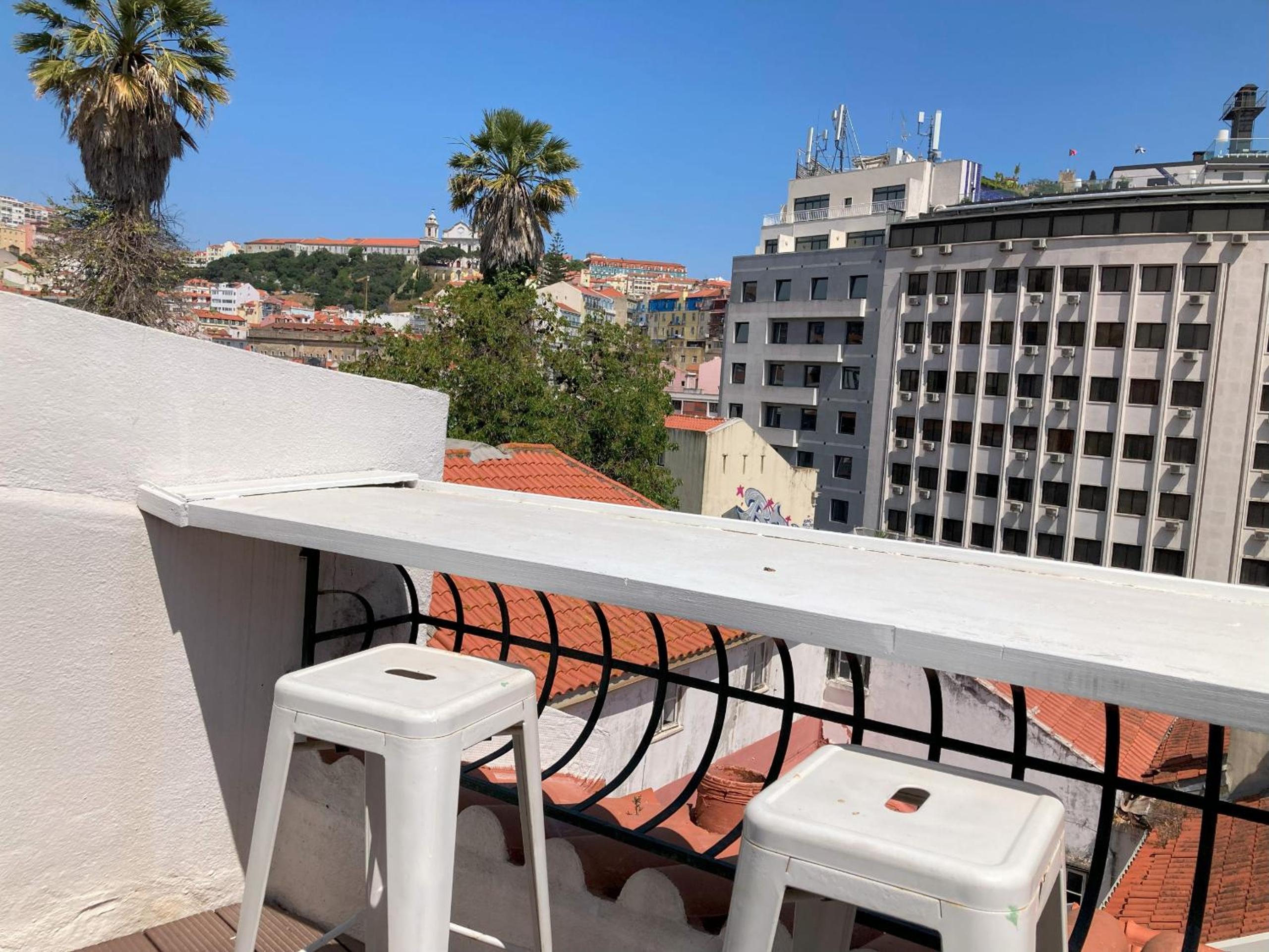 Lisbon Fabulous T2 apartment with balcony in Rossio Lisbon view 3