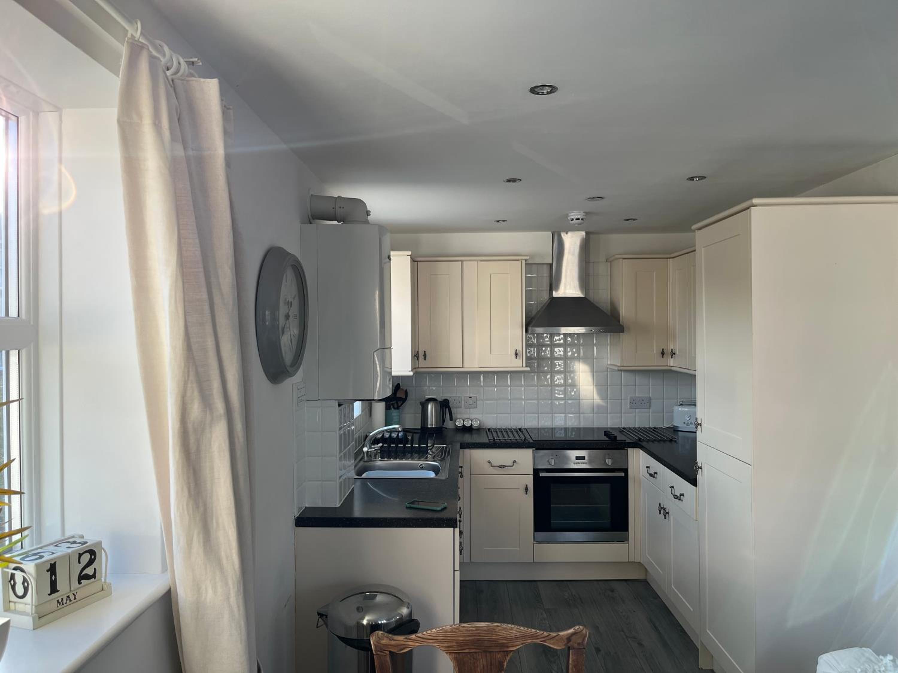 Beau retreat lovely apartment in Beaumaris view 4