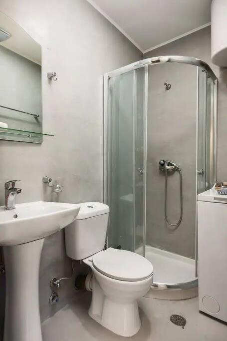 Q Apartments in Corfu Town