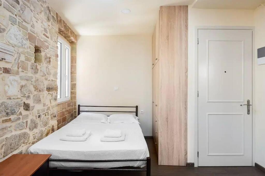 Q Apartments in Corfu Town