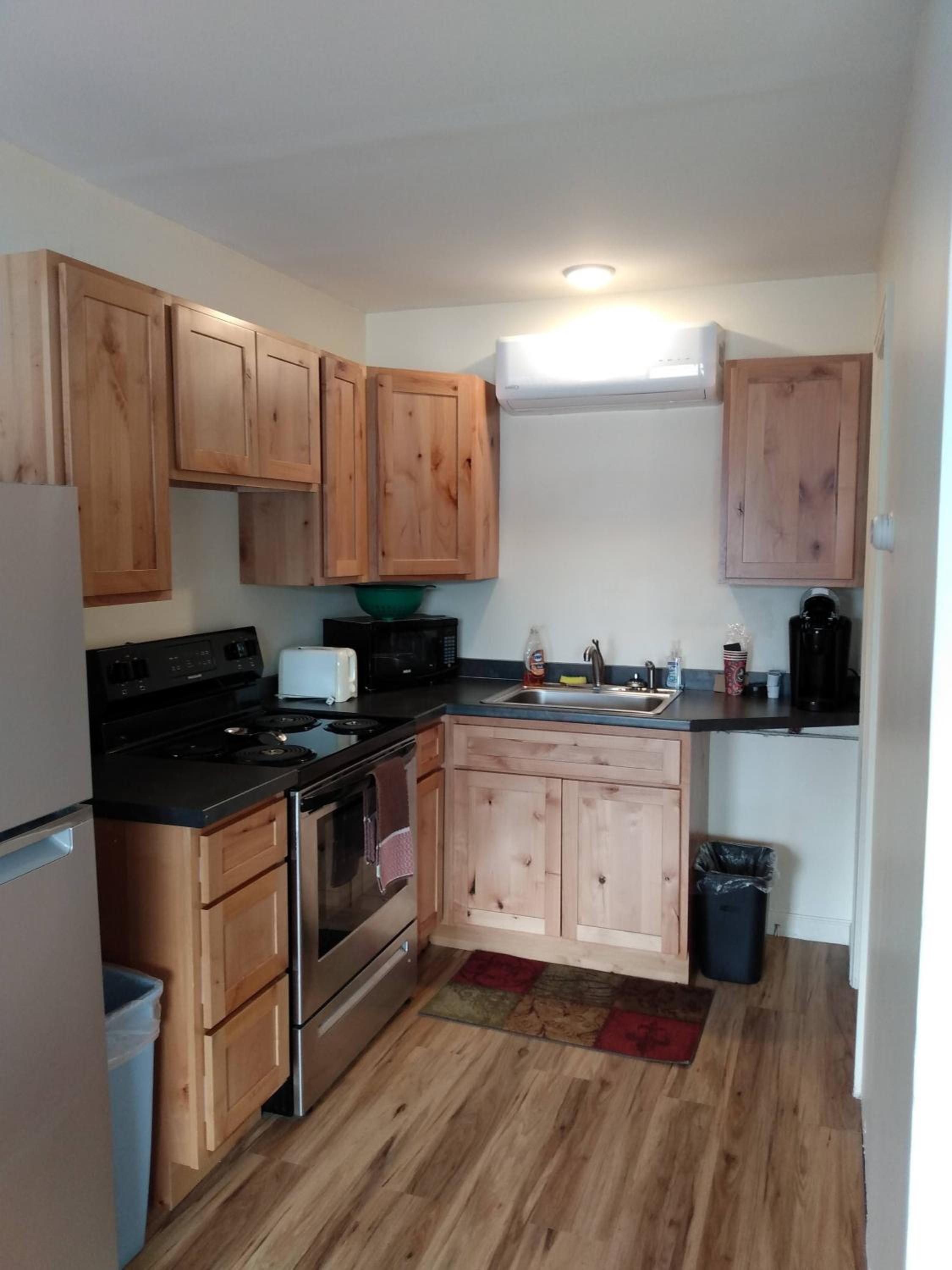 Sara Placid Inn & Suites