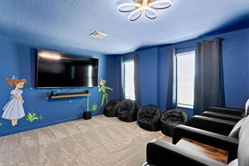 Super 8BR Resort Pool Vacation Home Near Disney view 3