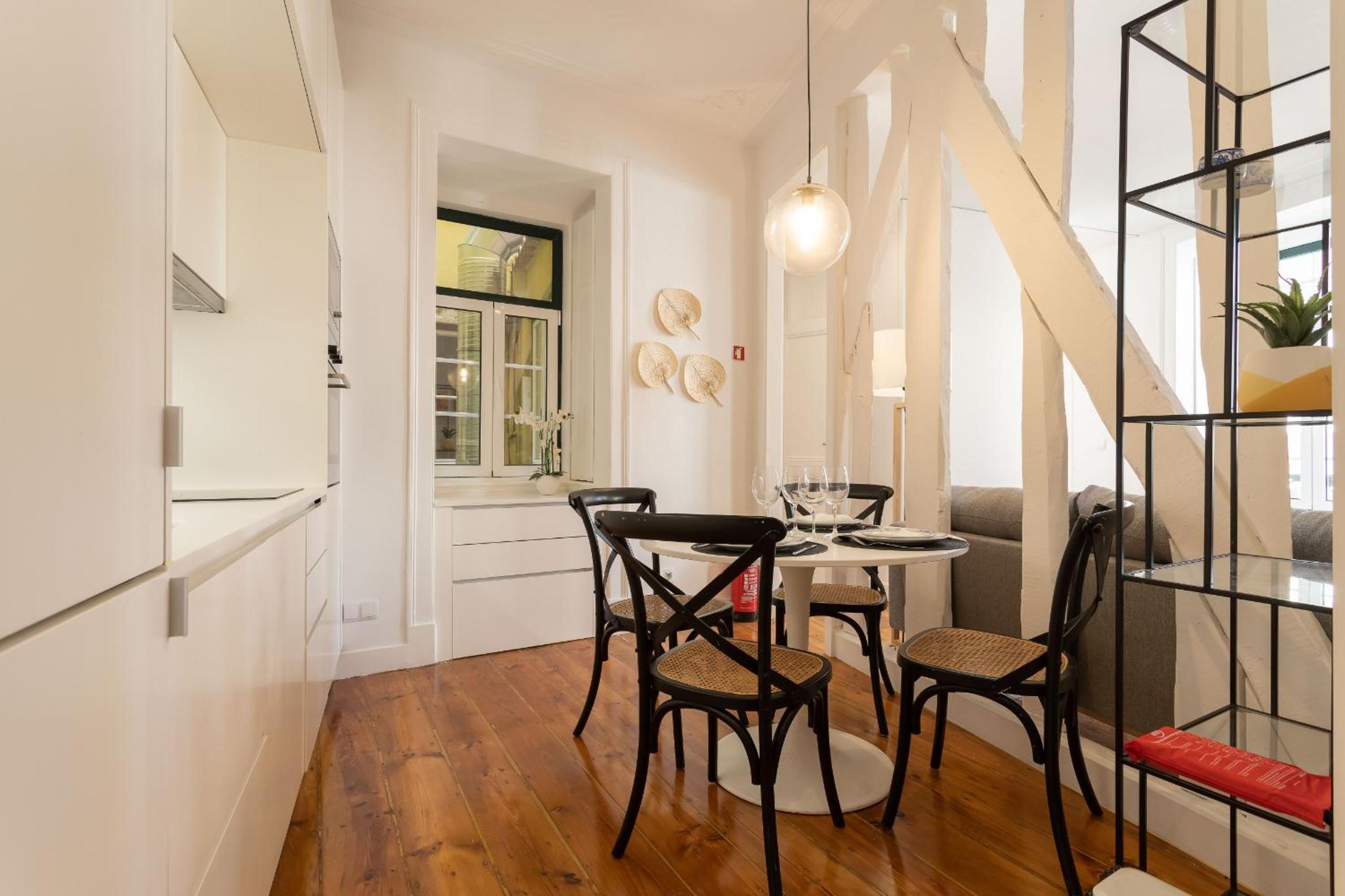 Chic & Elegant Lapa by GT House view 3