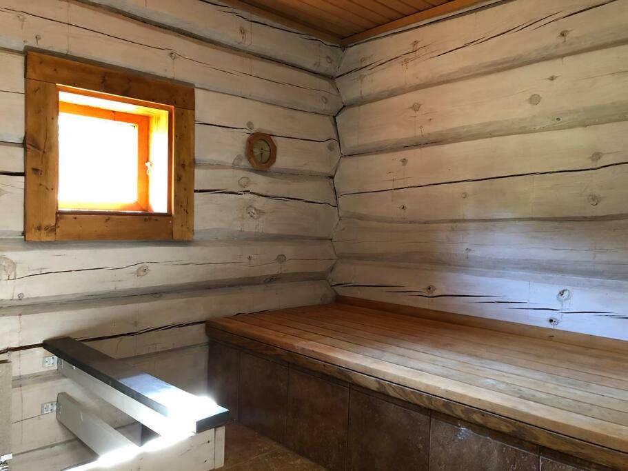 Holidayhouse with sauna and pond Leesoja puhkemaja