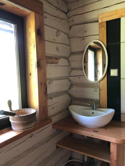 Holidayhouse with sauna and pond Leesoja puhkemaja