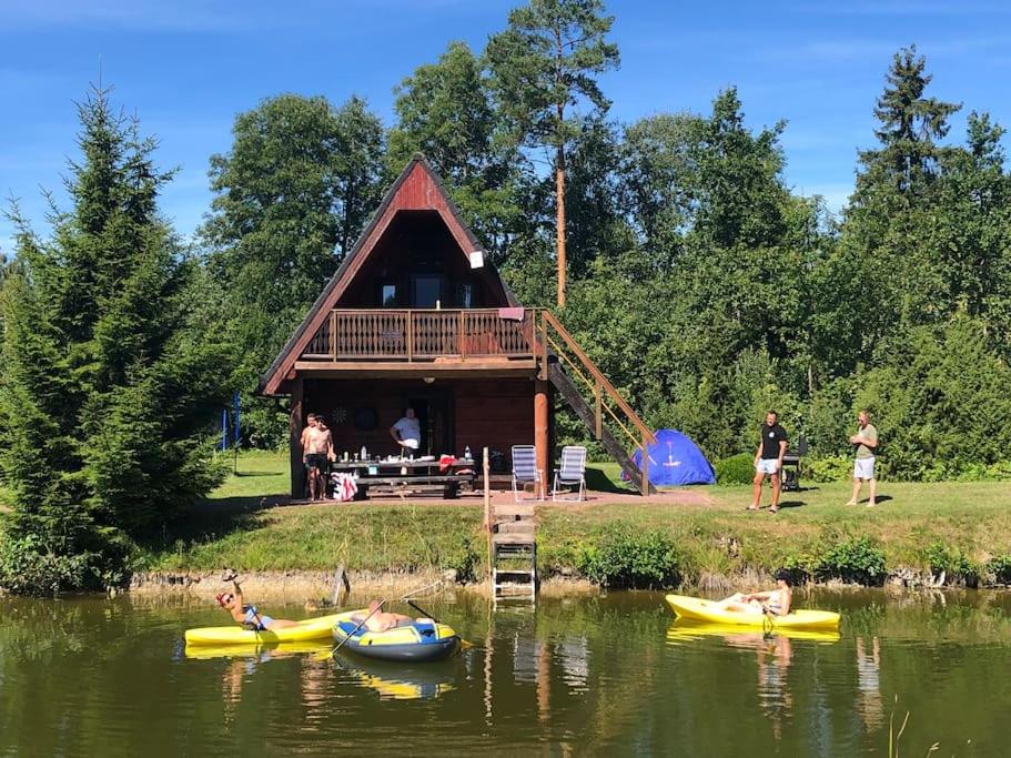 Holidayhouse with sauna and pond Leesoja puhkemaja