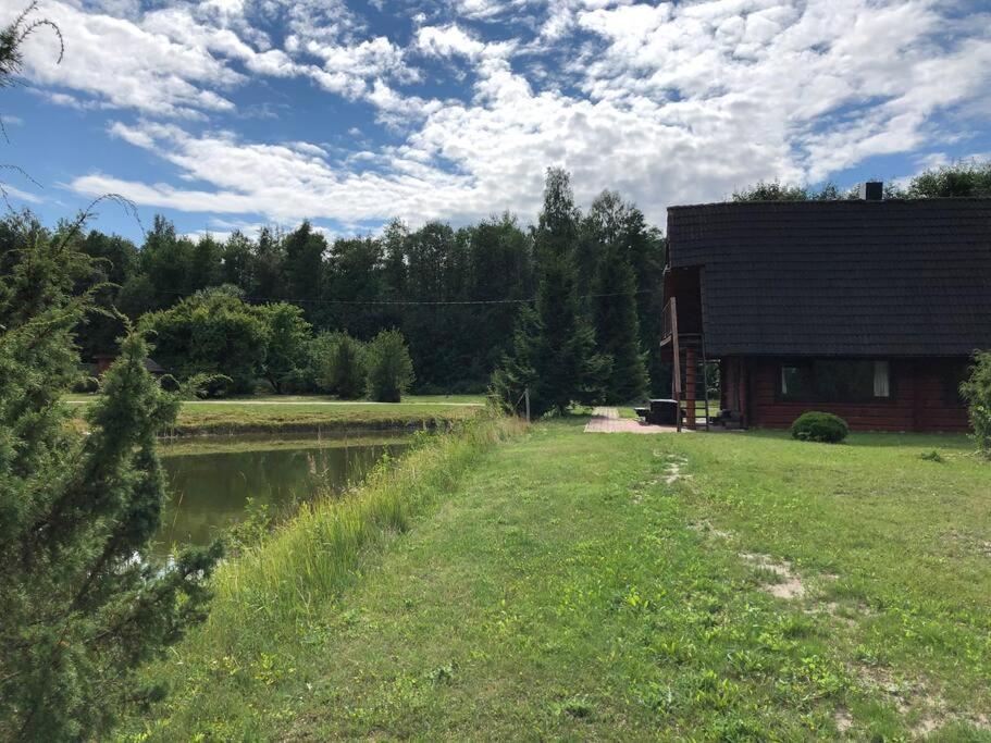 Holidayhouse with sauna and pond Leesoja puhkemaja