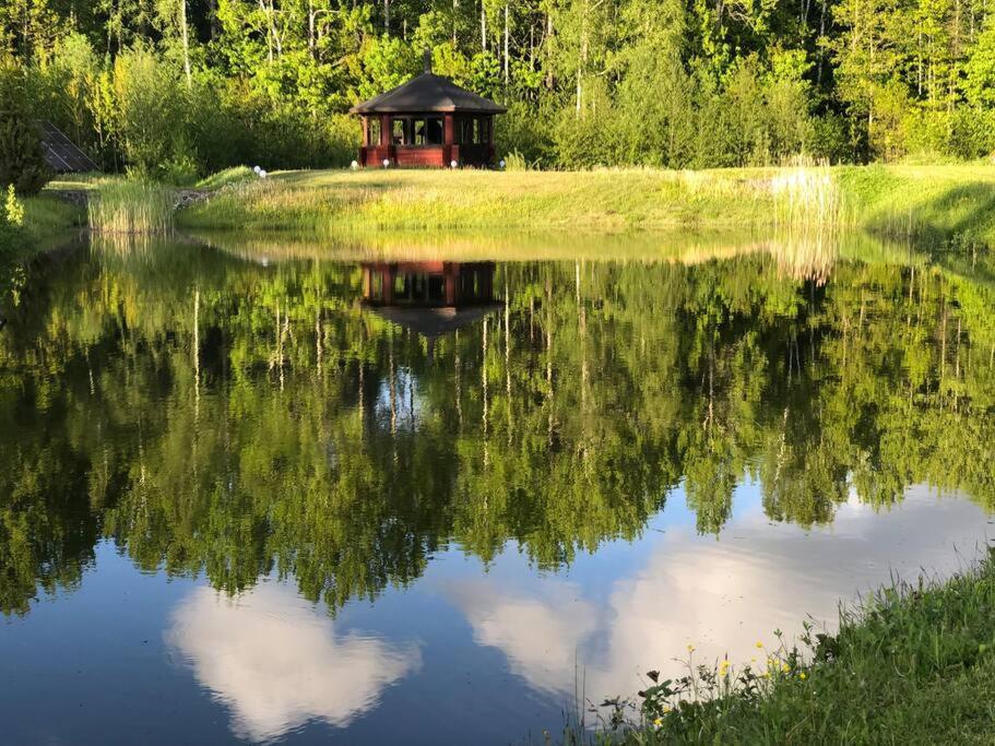Holidayhouse with sauna and pond Leesoja puhkemaja