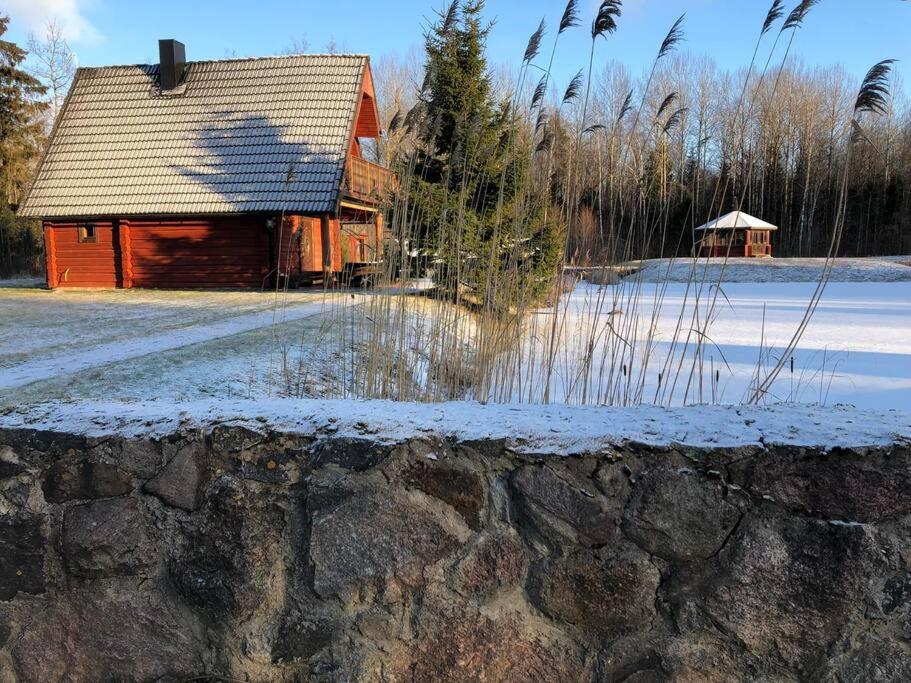 Holidayhouse with sauna and pond Leesoja puhkemaja