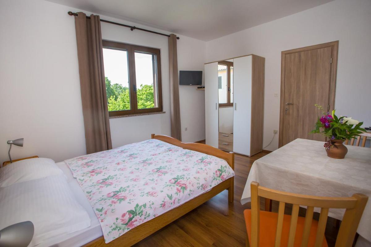 Apartment Anna - Property Image 17