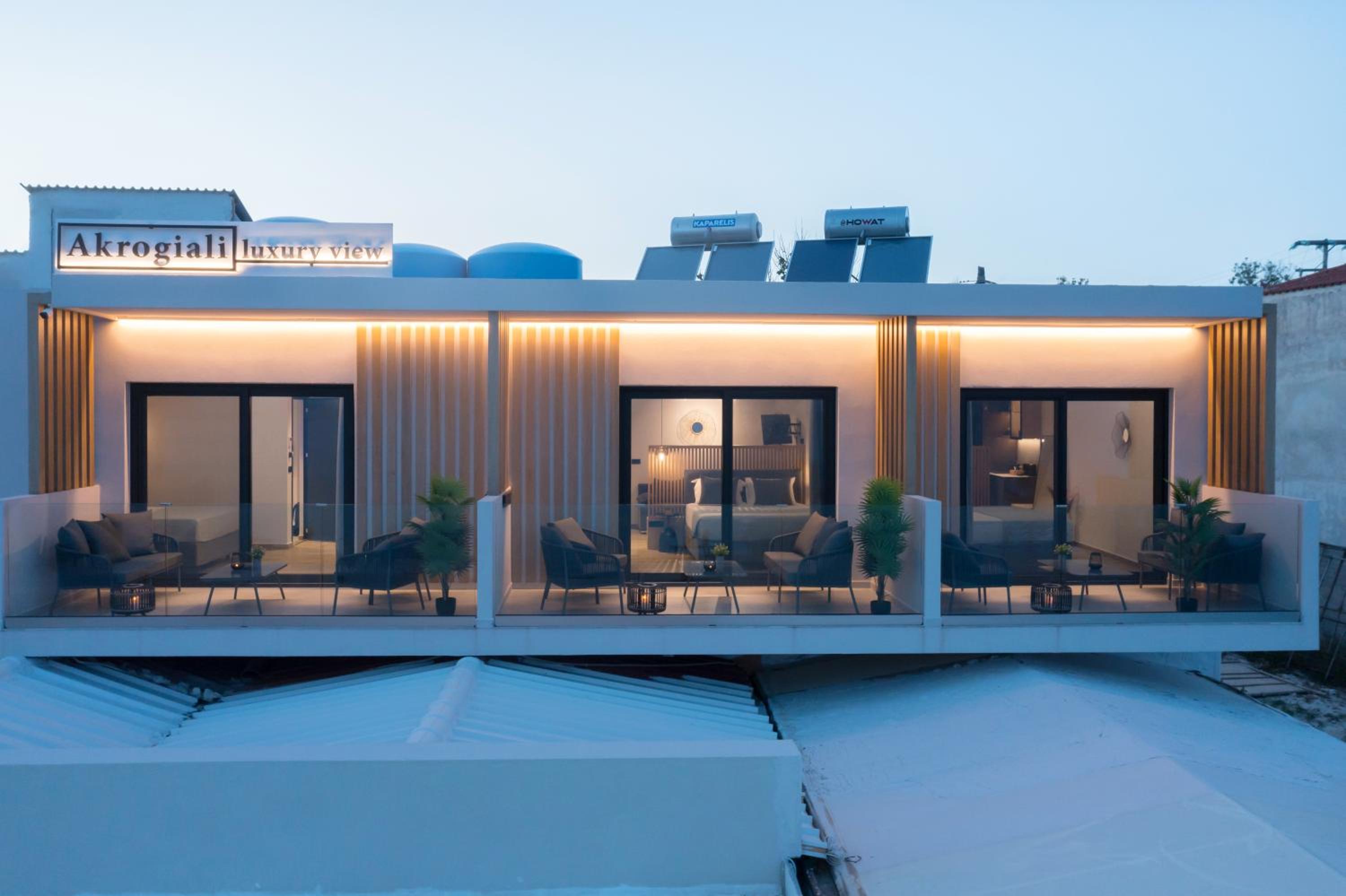 Akrogiali Luxury View