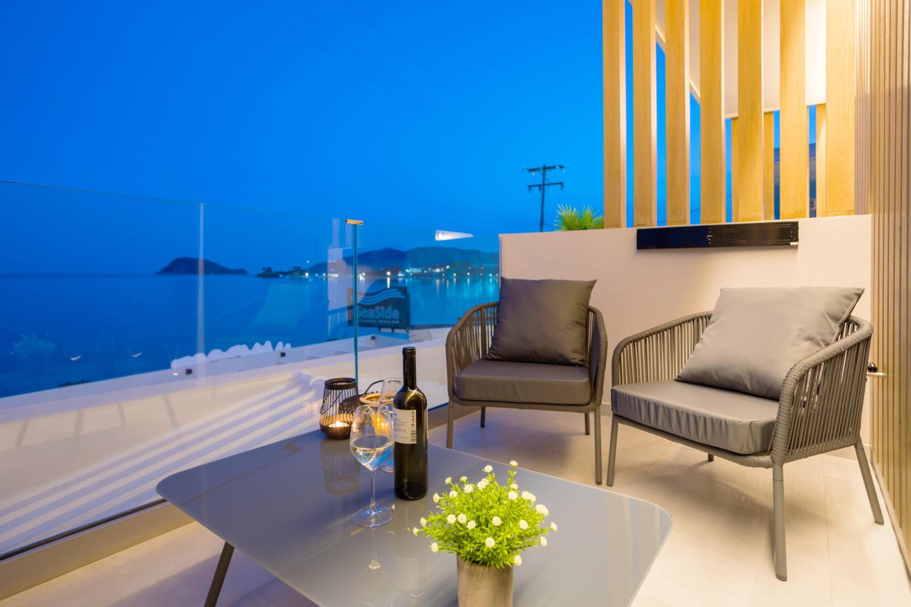 Akrogiali Luxury View