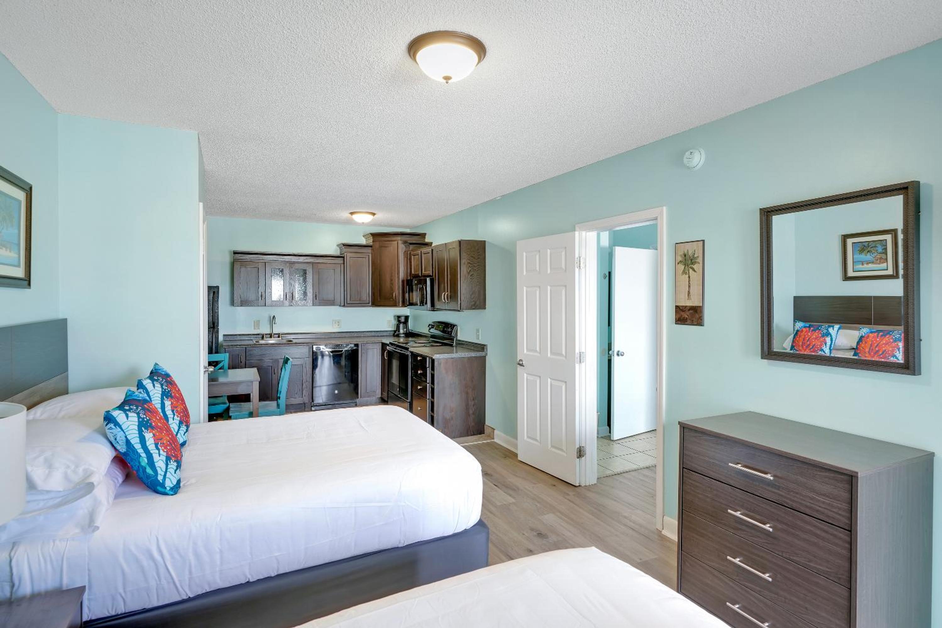 Admiral's Quarters view 2