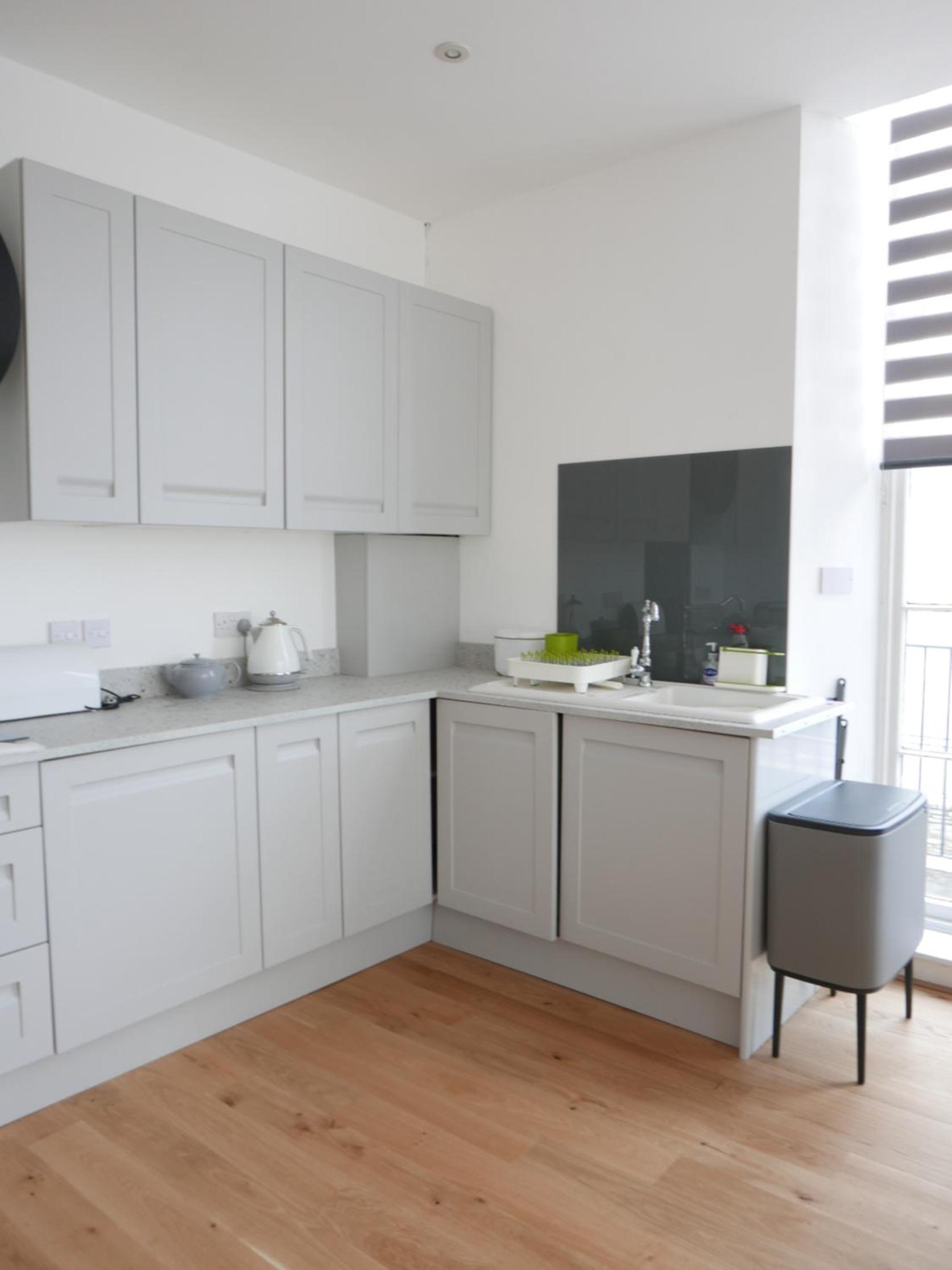 SeaViewApartment