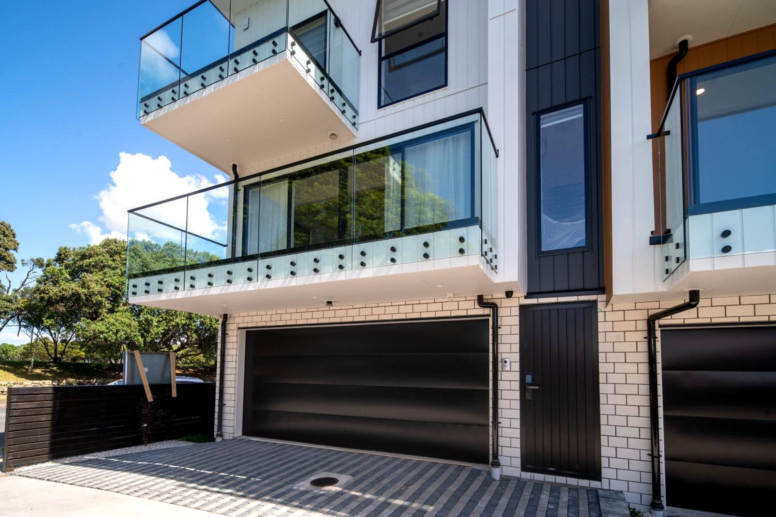 Modern Designer Living view 4