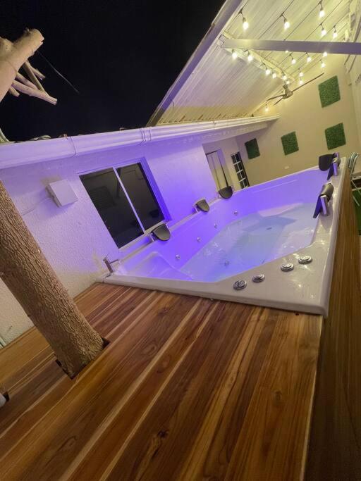 Wonderful trinity beach house in crespo.