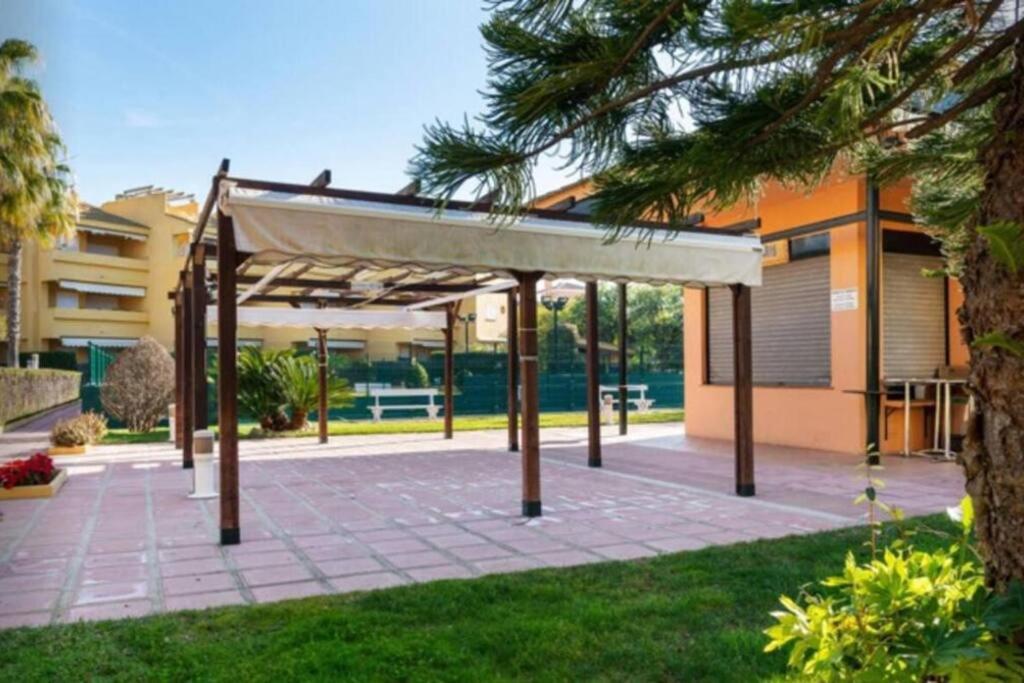 Las Arenas-Islantilla Family Home