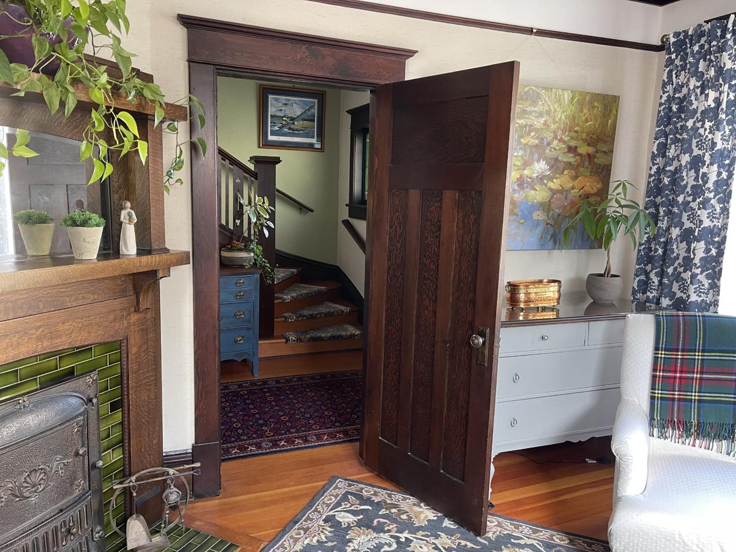 Fisher House Victoria Bed and Breakfast - Image 4