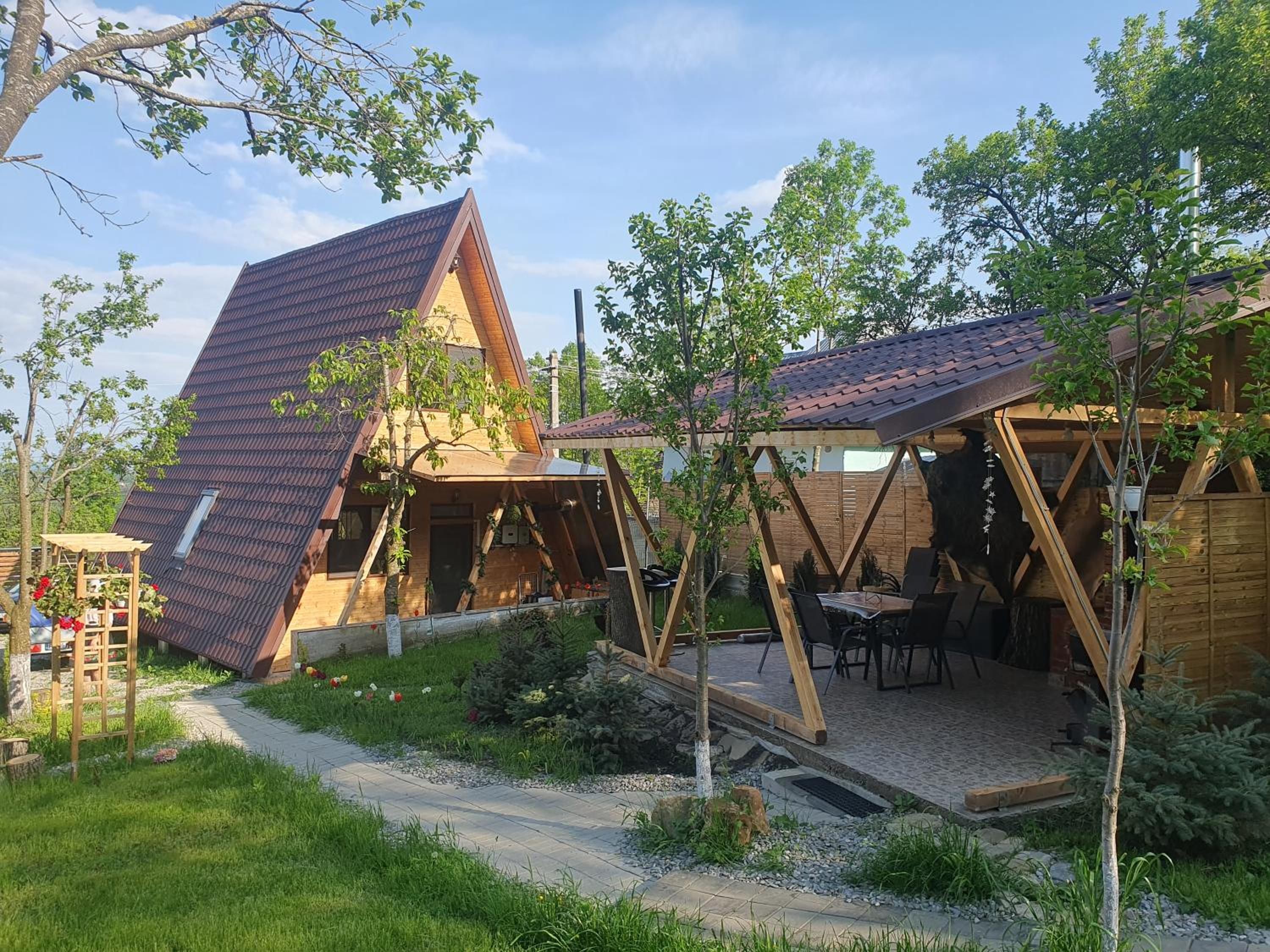 Cabana de Vis Valea Prahovei - ciubăr și saună la munte view 3