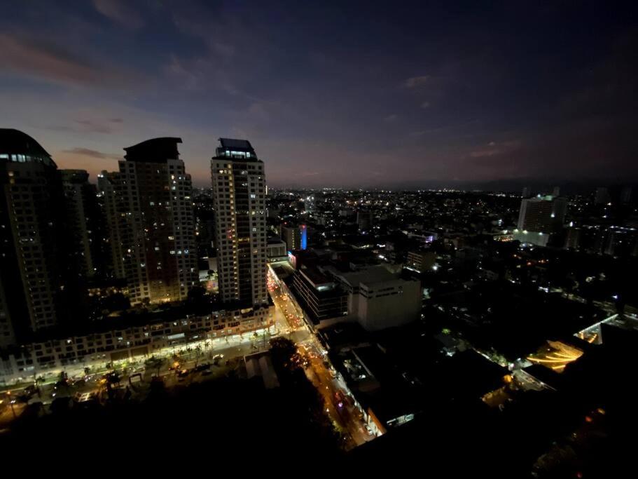 Large studio Cubao with 2 beds view 2