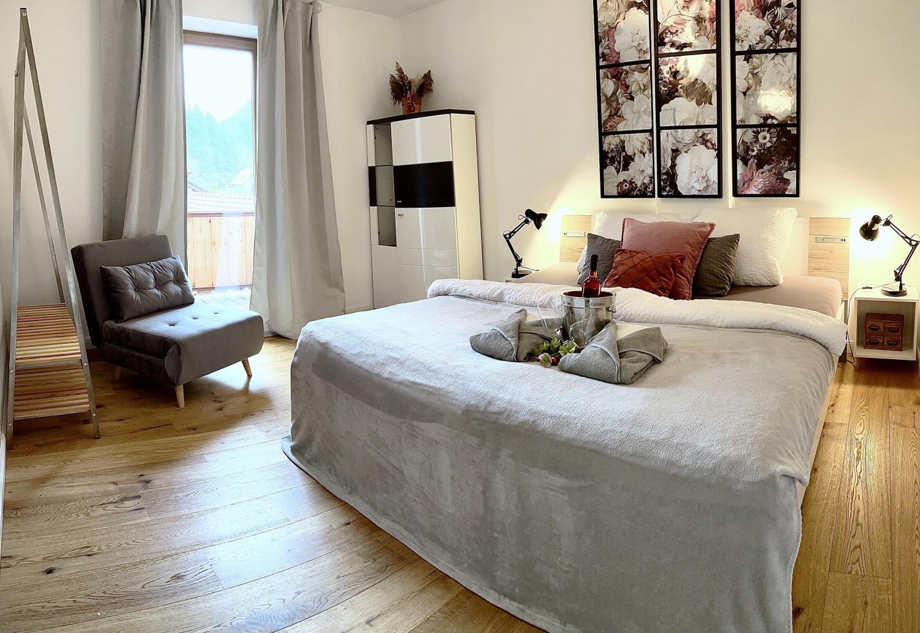 Ferienhaus Bachperle - Alpenidyll mit Kamin, Balkon oder Terrasse für Genießer