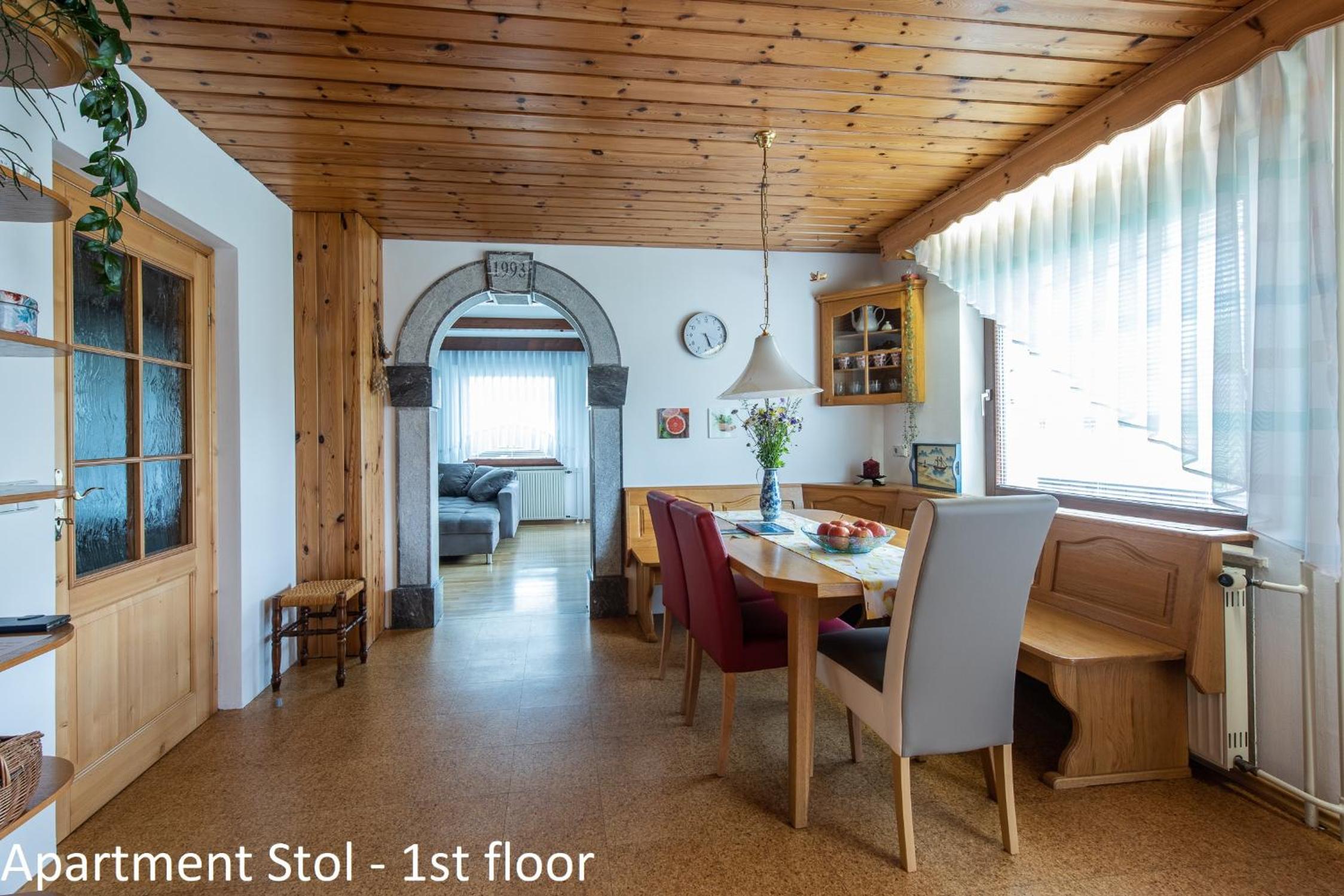 Apartments Artemida view 4