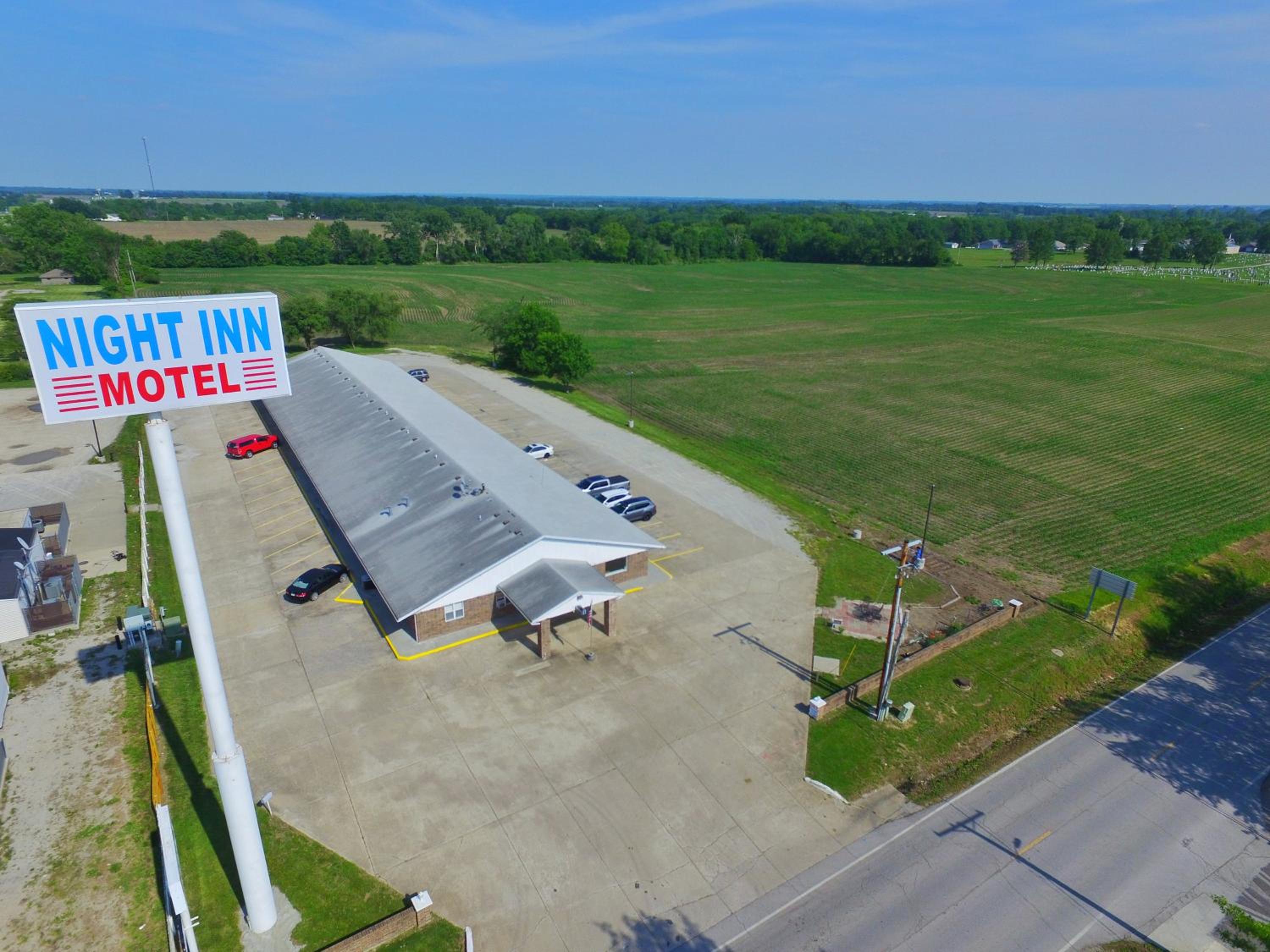 Sedalia Vacations - Night Inn - Property Image 1