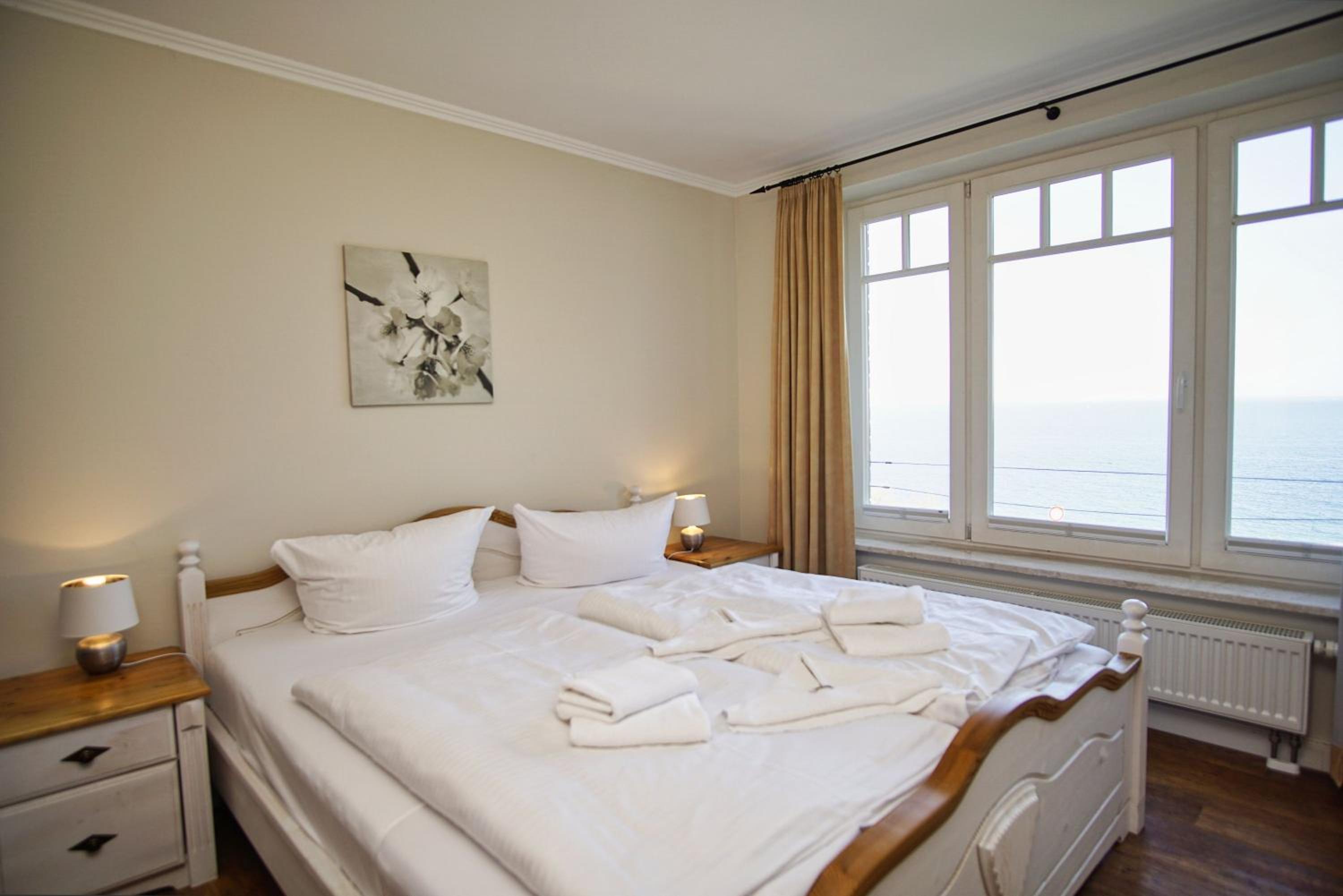 Ferienwohnung mit traumhaftem Meerblick - Haus am Meer FeWo 02