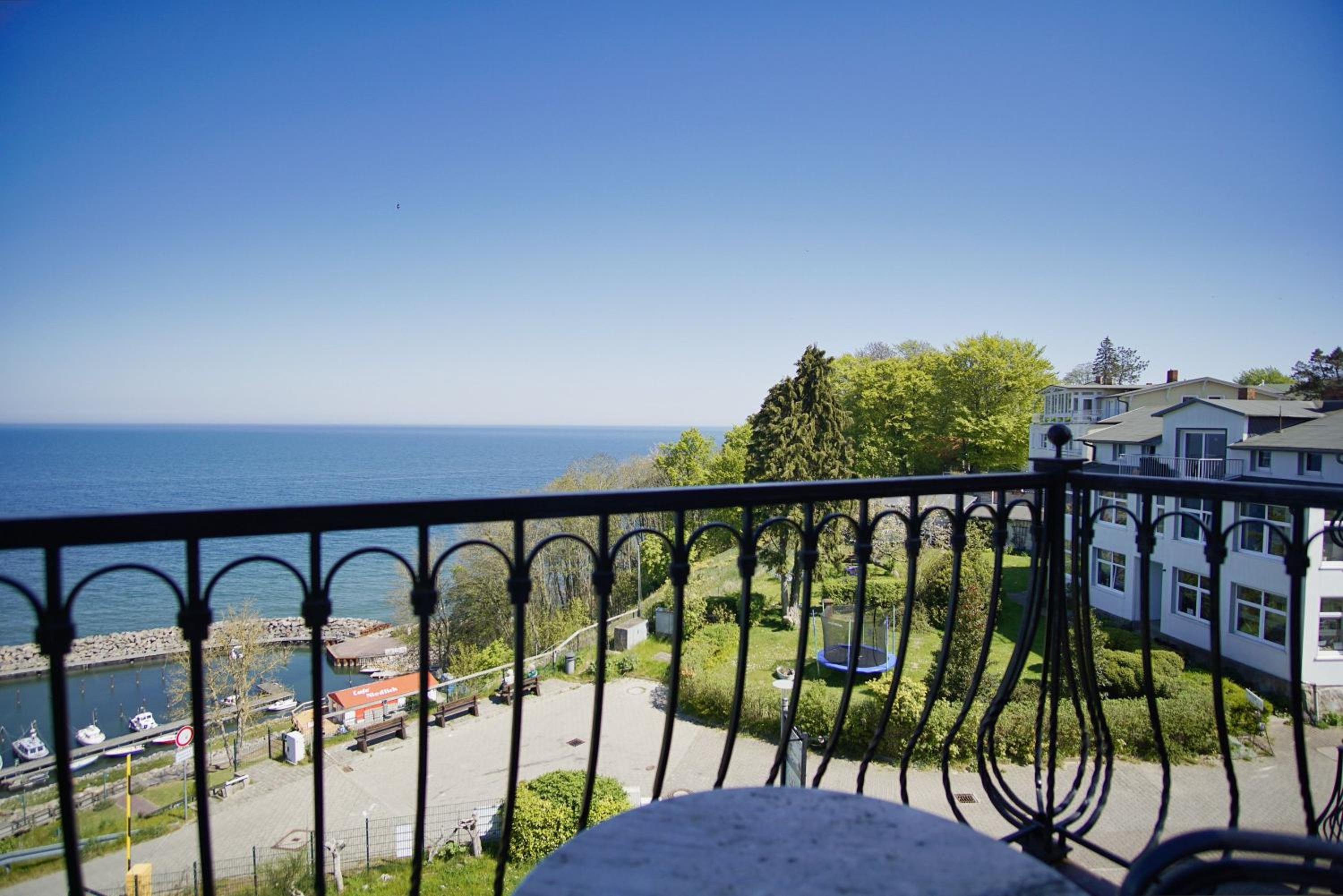 Ferienwohnung mit traumhaftem Meerblick - Haus am Meer FeWo 09