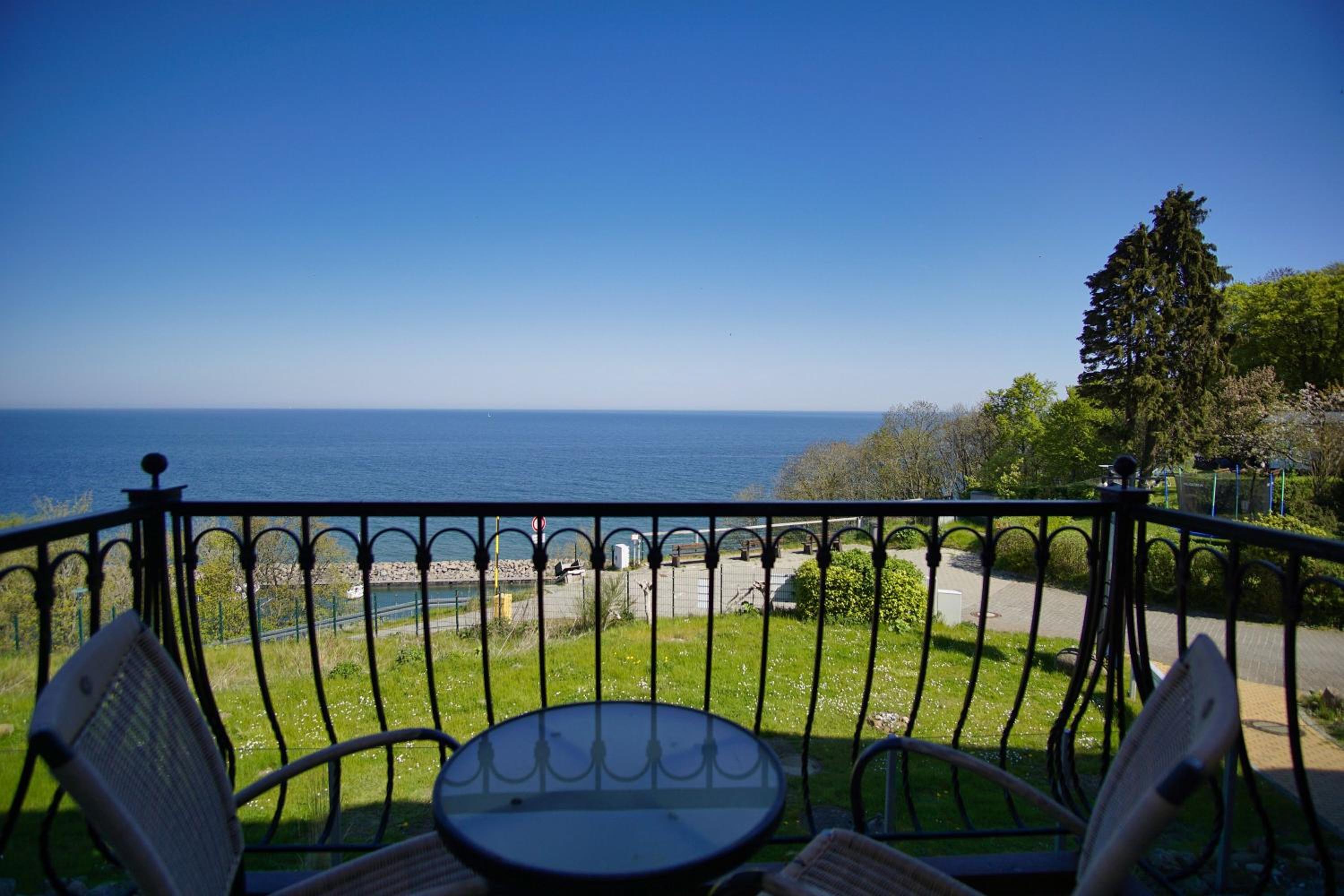 Ferienwohnung mit traumhaftem Meerblick - Haus am Meer FeWo 01