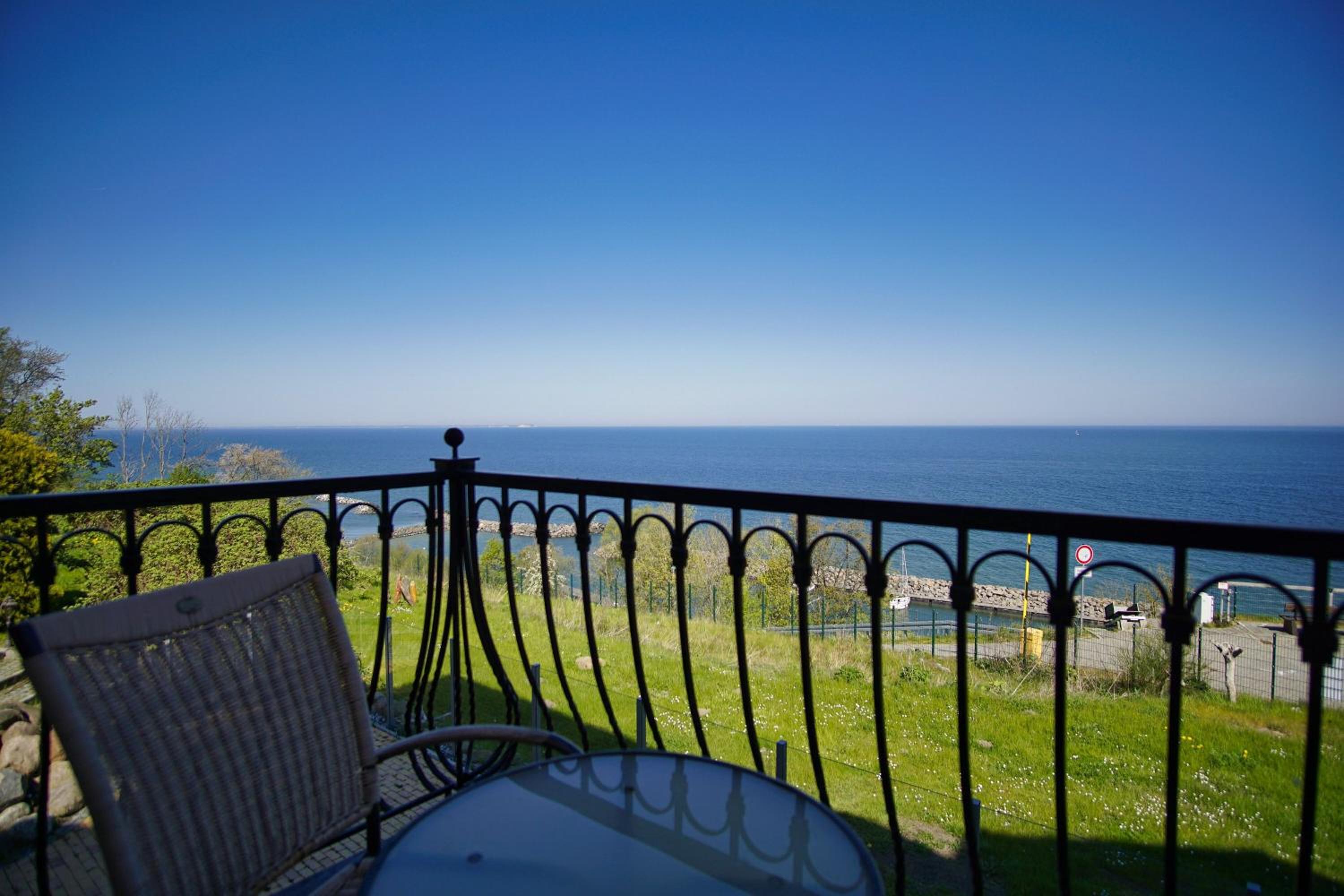 Ferienwohnung mit traumhaftem Meerblick - Haus am Meer FeWo 01