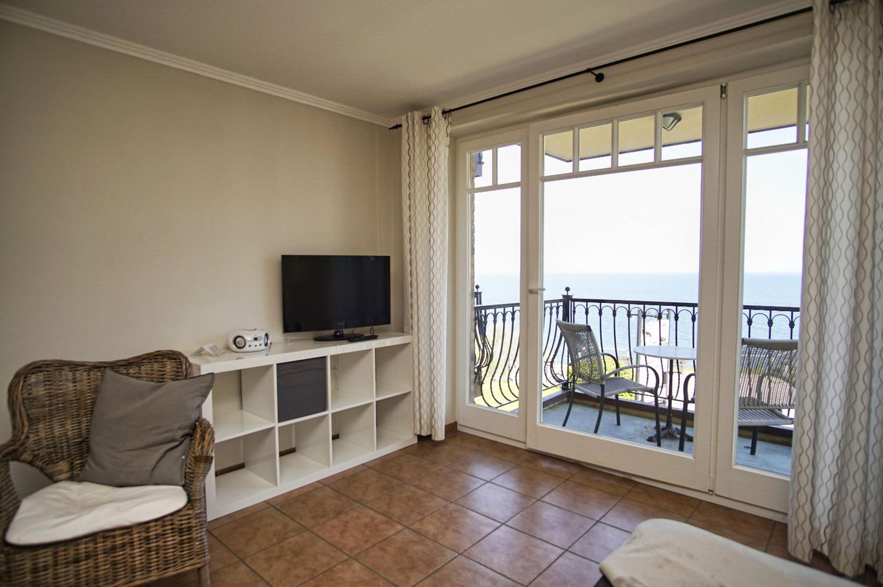 Ferienwohnung mit traumhaftem Meerblick - Haus am Meer FeWo 03