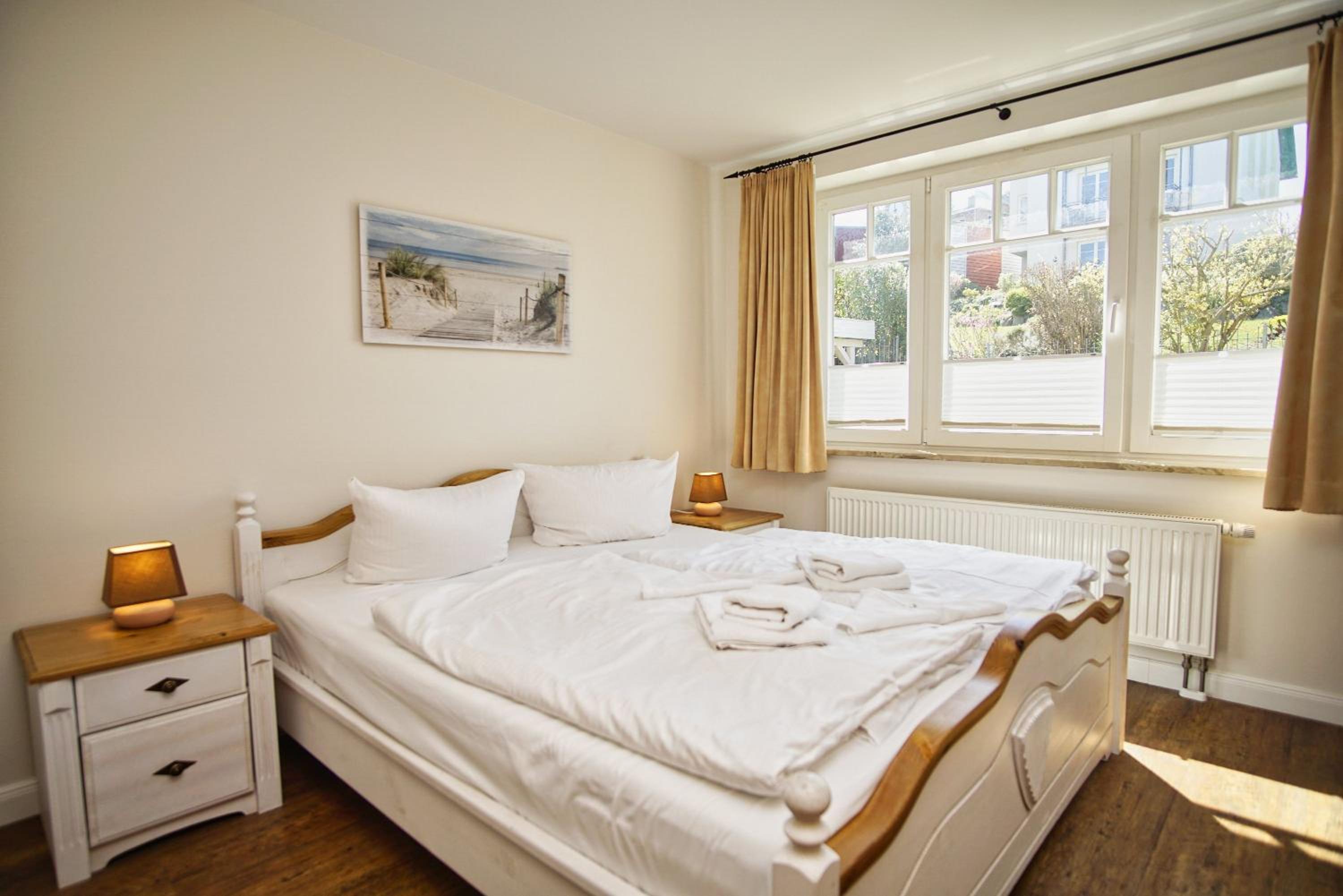 Ferienwohnung mit traumhaftem Meerblick - Haus am Meer FeWo 04