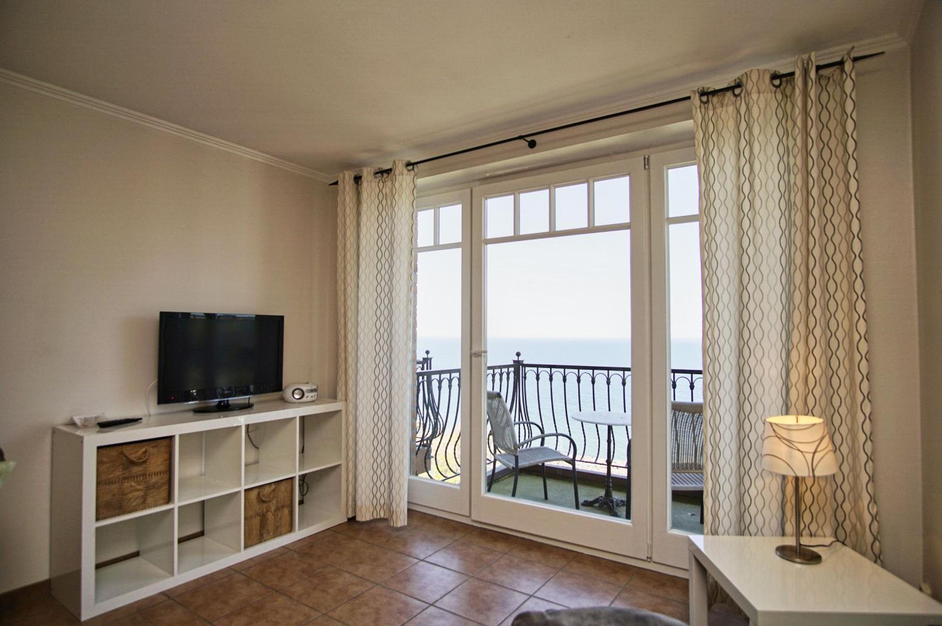 Ferienwohnung mit traumhaftem Meerblick - Haus am Meer FeWo 11