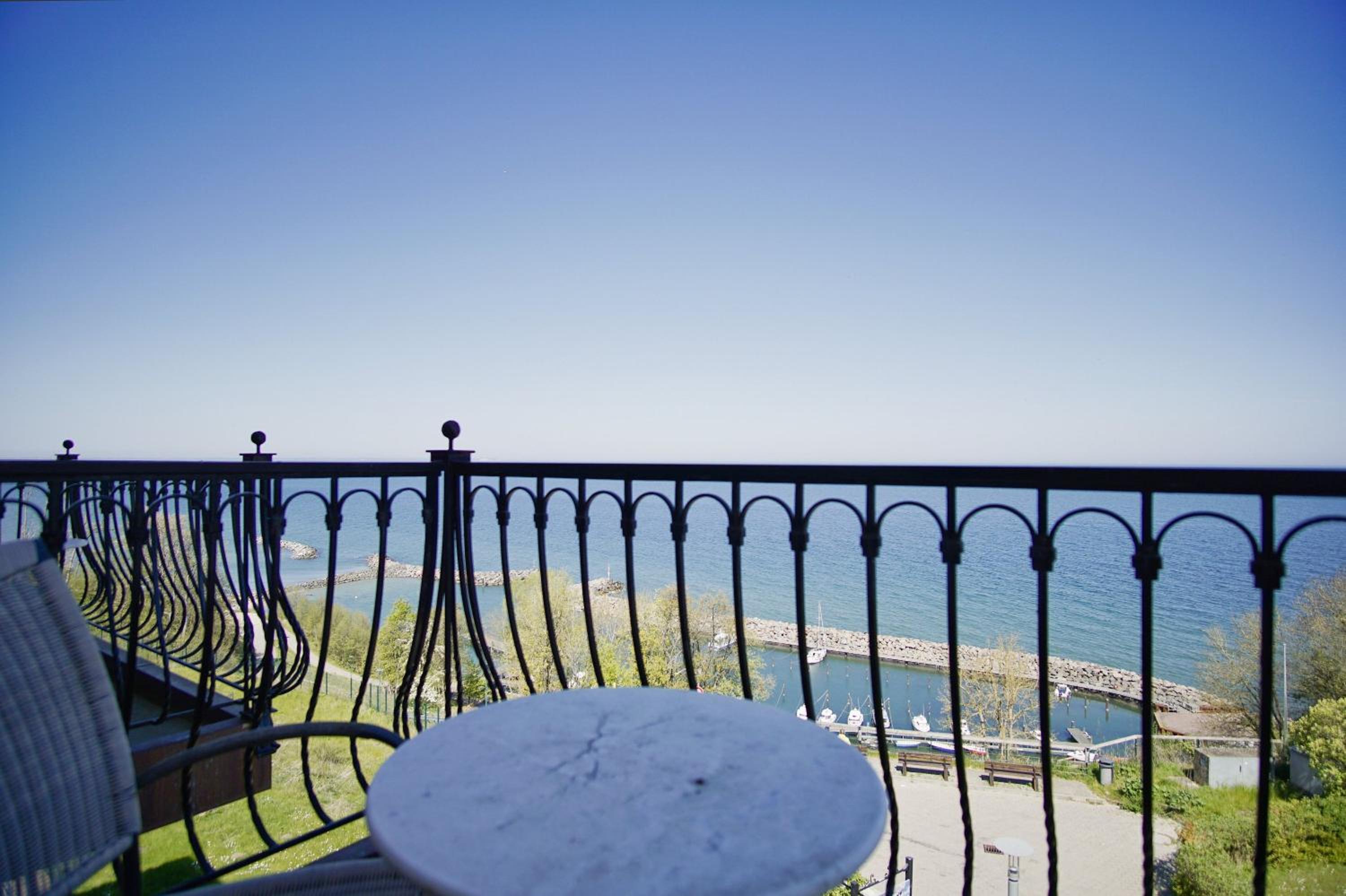 Ferienwohnung mit traumhaftem Meerblick - Haus am Meer FeWo 11