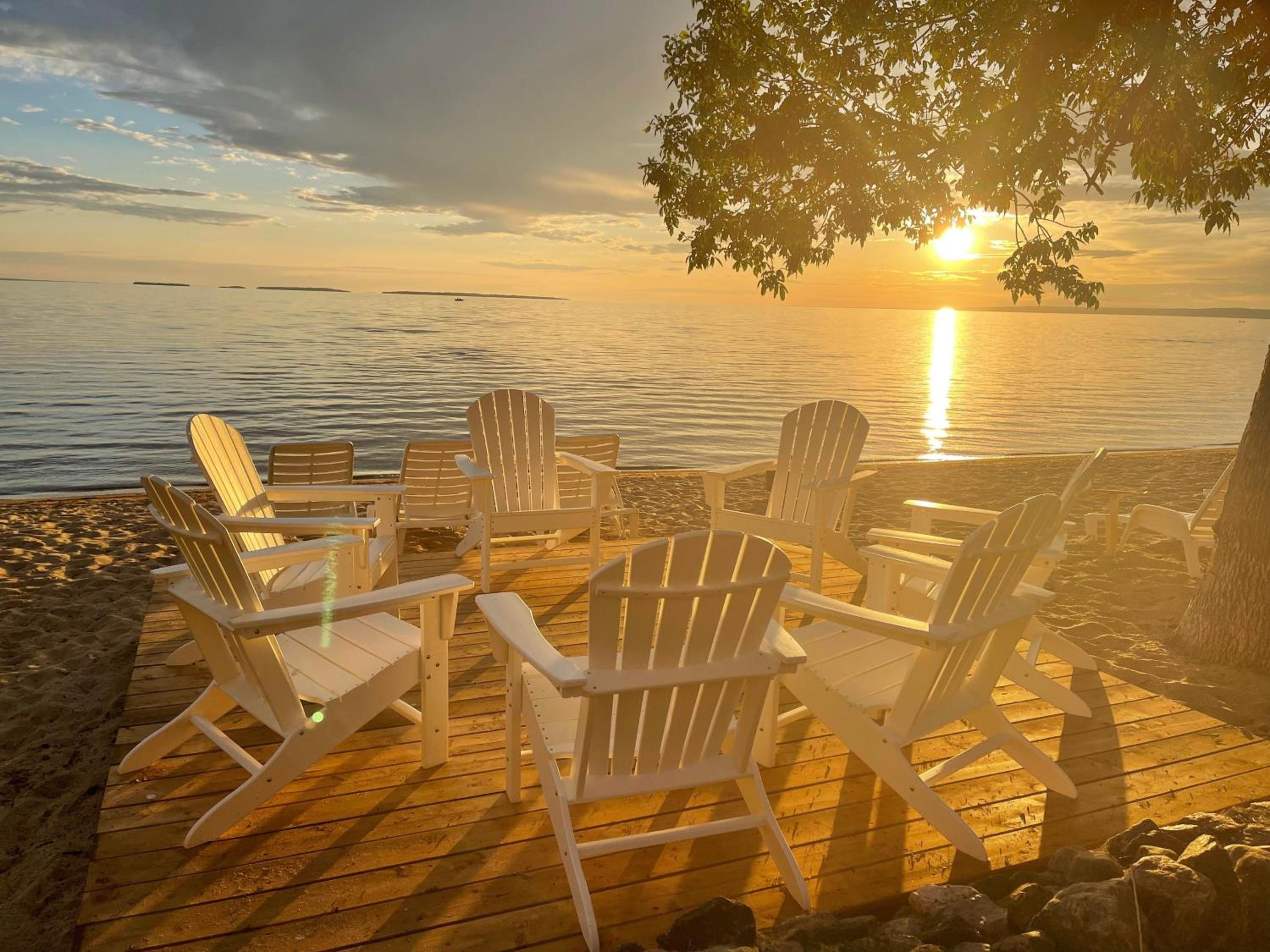 North Bay Vacations - The Finch Beach Resort - Property Image 24