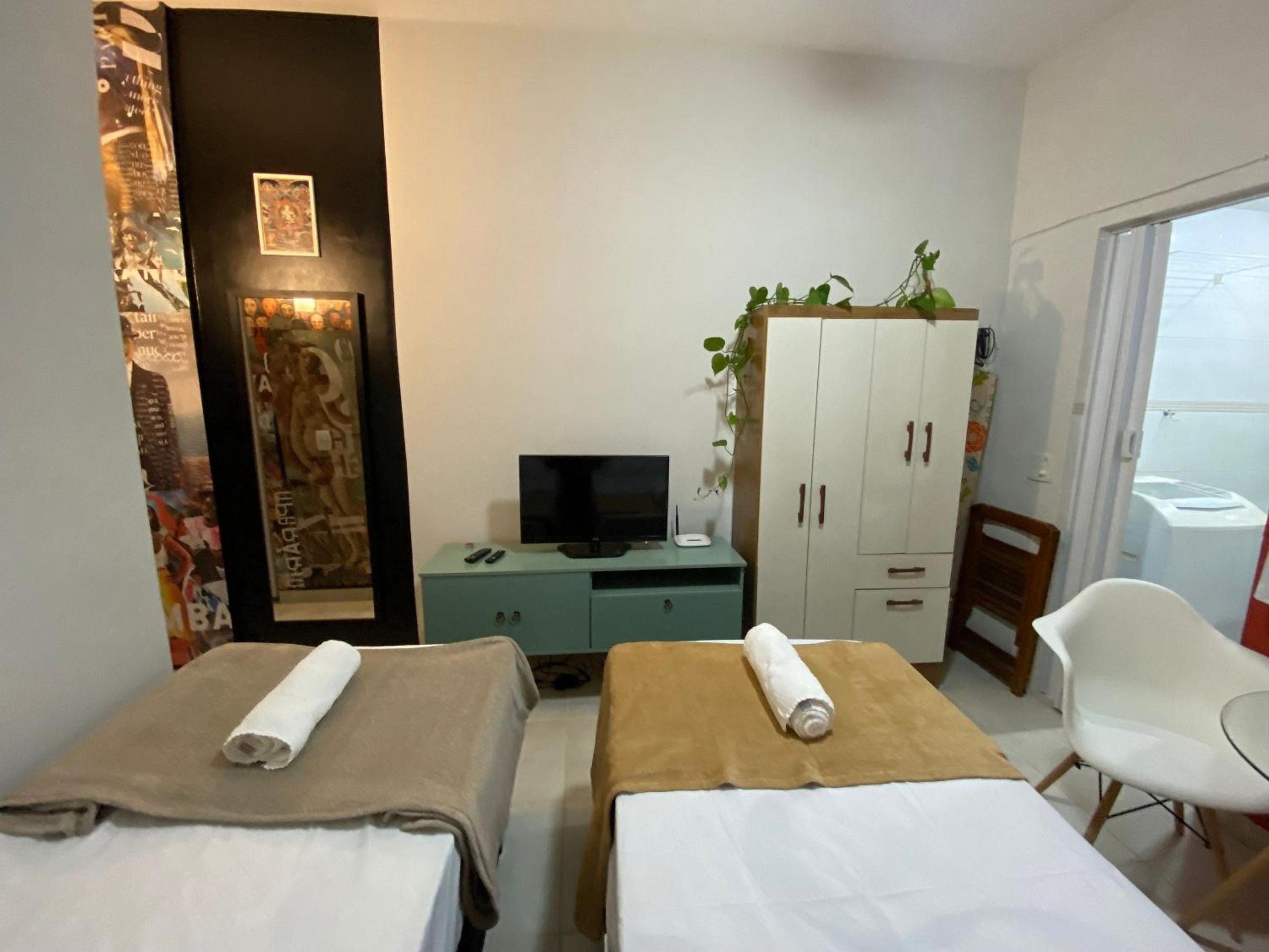 Loft estiloso no coração da Lapa - Cozinha equipada - Portaria 24h - Arcos da Lapa - Escadaria Selarón