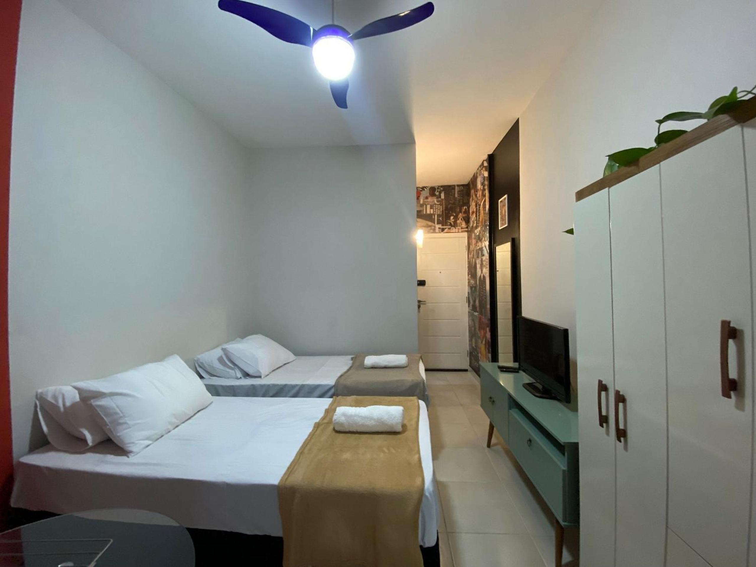 Loft estiloso no coração da Lapa - Cozinha equipada - Portaria 24h - Arcos da Lapa - Escadaria Selarón