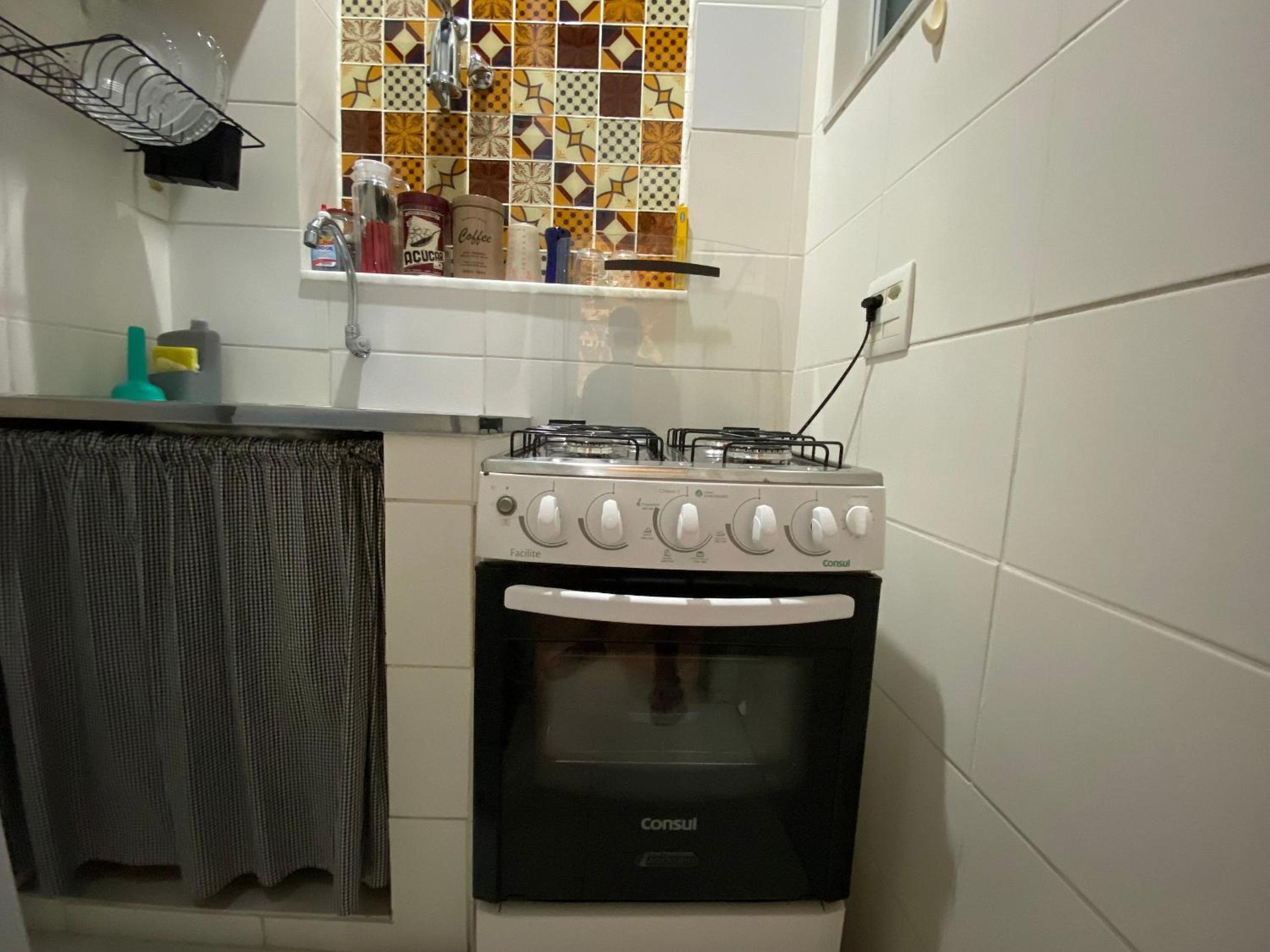Loft estiloso no coração da Lapa - Cozinha equipada - Portaria 24h - Arcos da Lapa - Escadaria Selarón