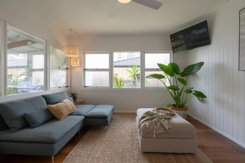 Boho Beach Lux at Burleigh Heads 250