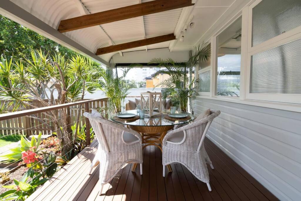 Boho Beach Lux at Burleigh Heads 250
