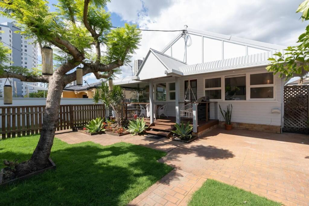 Boho Beach Lux at Burleigh Heads 250