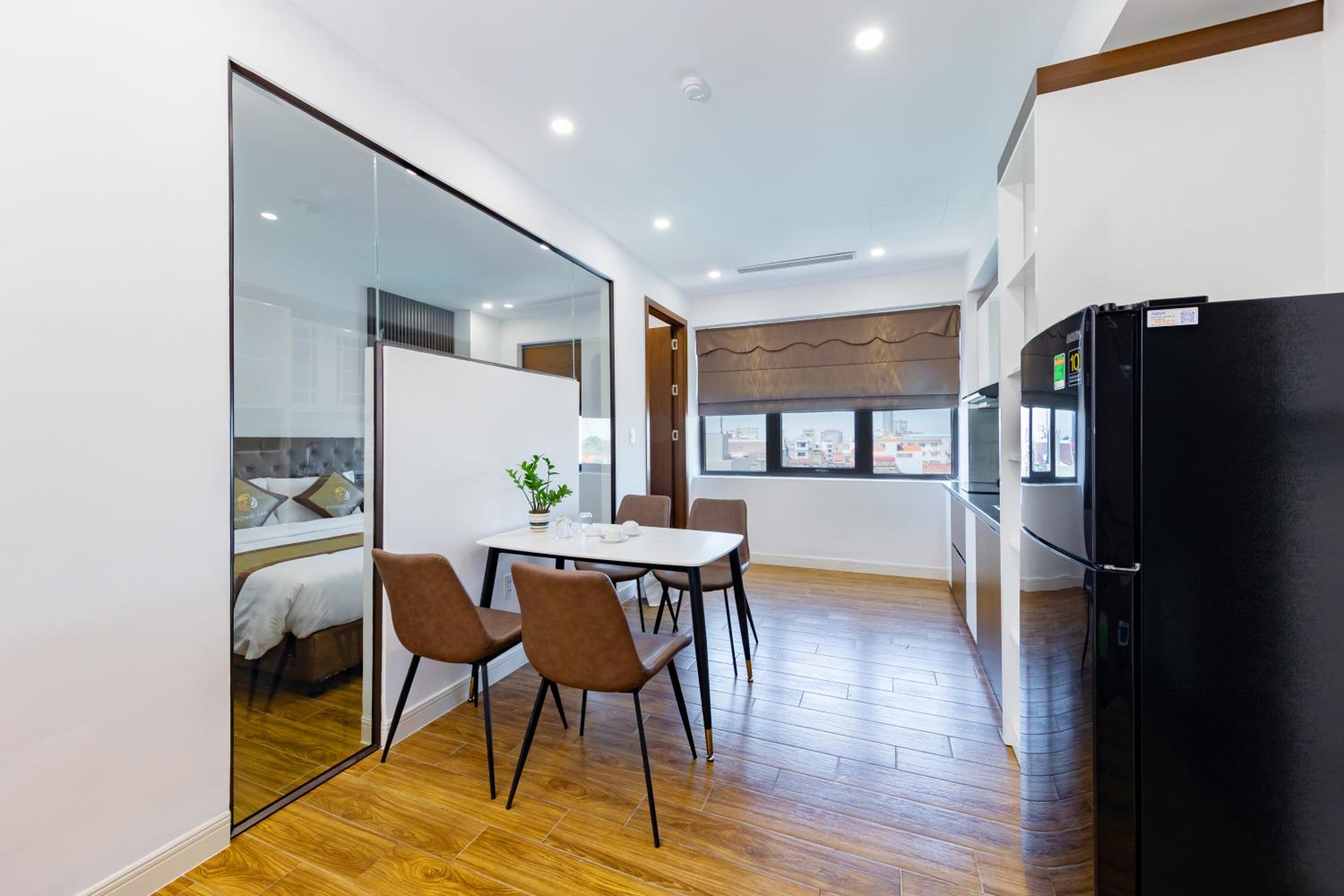 Phong Lan Apartments