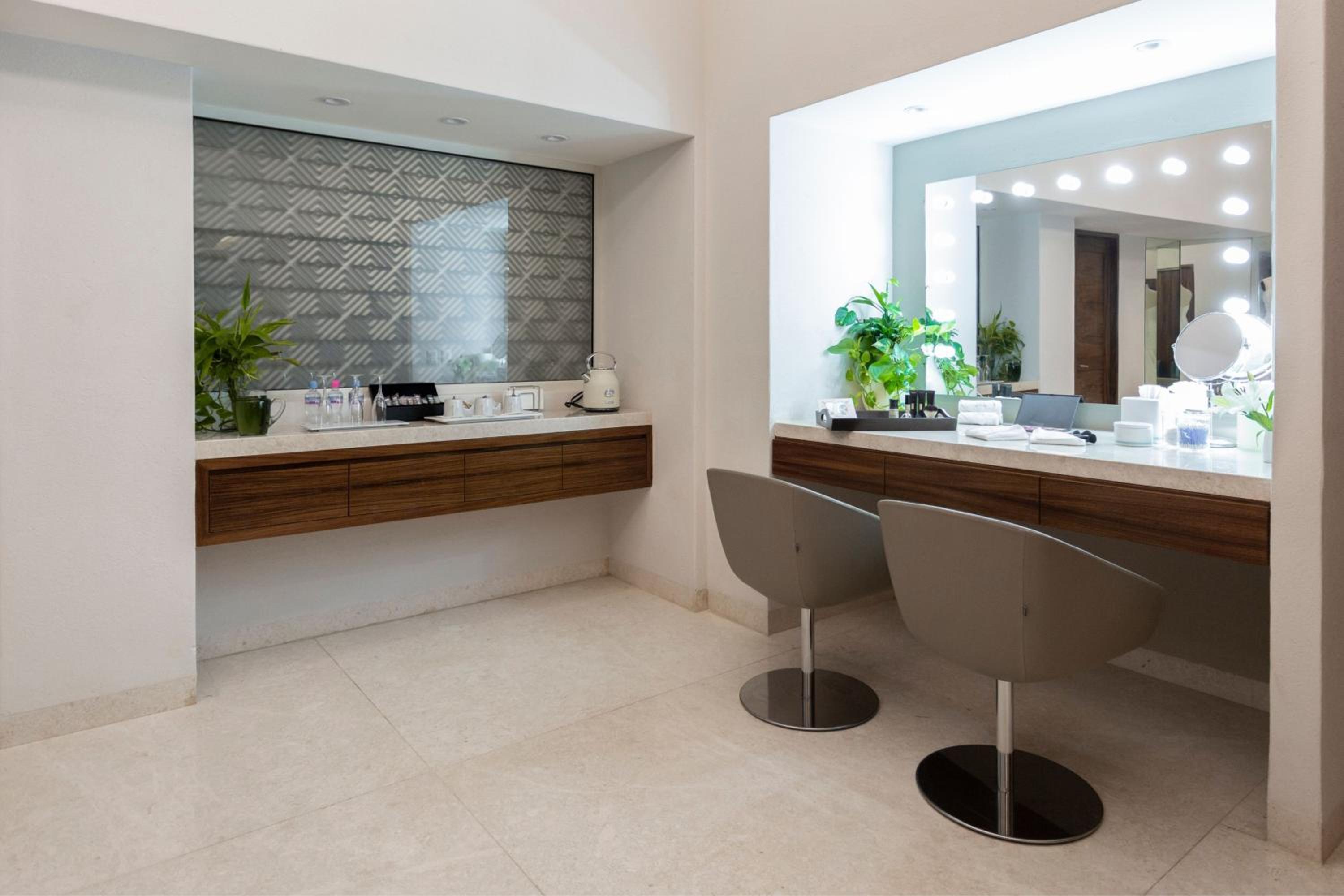 Puerto Vallarta Vacations - Sheraton Buganvilias Resort  Convention Center - Property Image 197