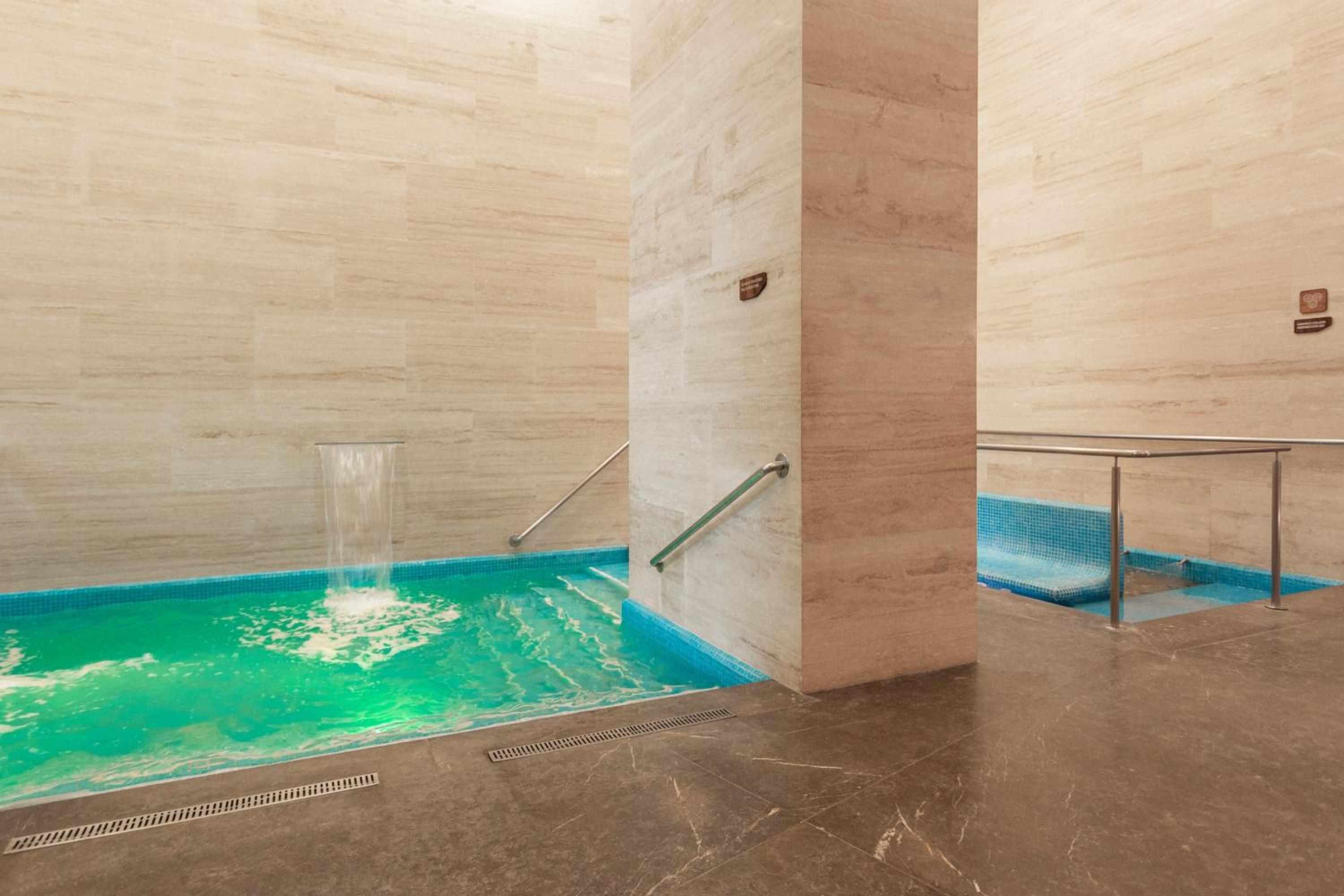 Puerto Vallarta Vacations - Sheraton Buganvilias Resort  Convention Center - Property Image 201